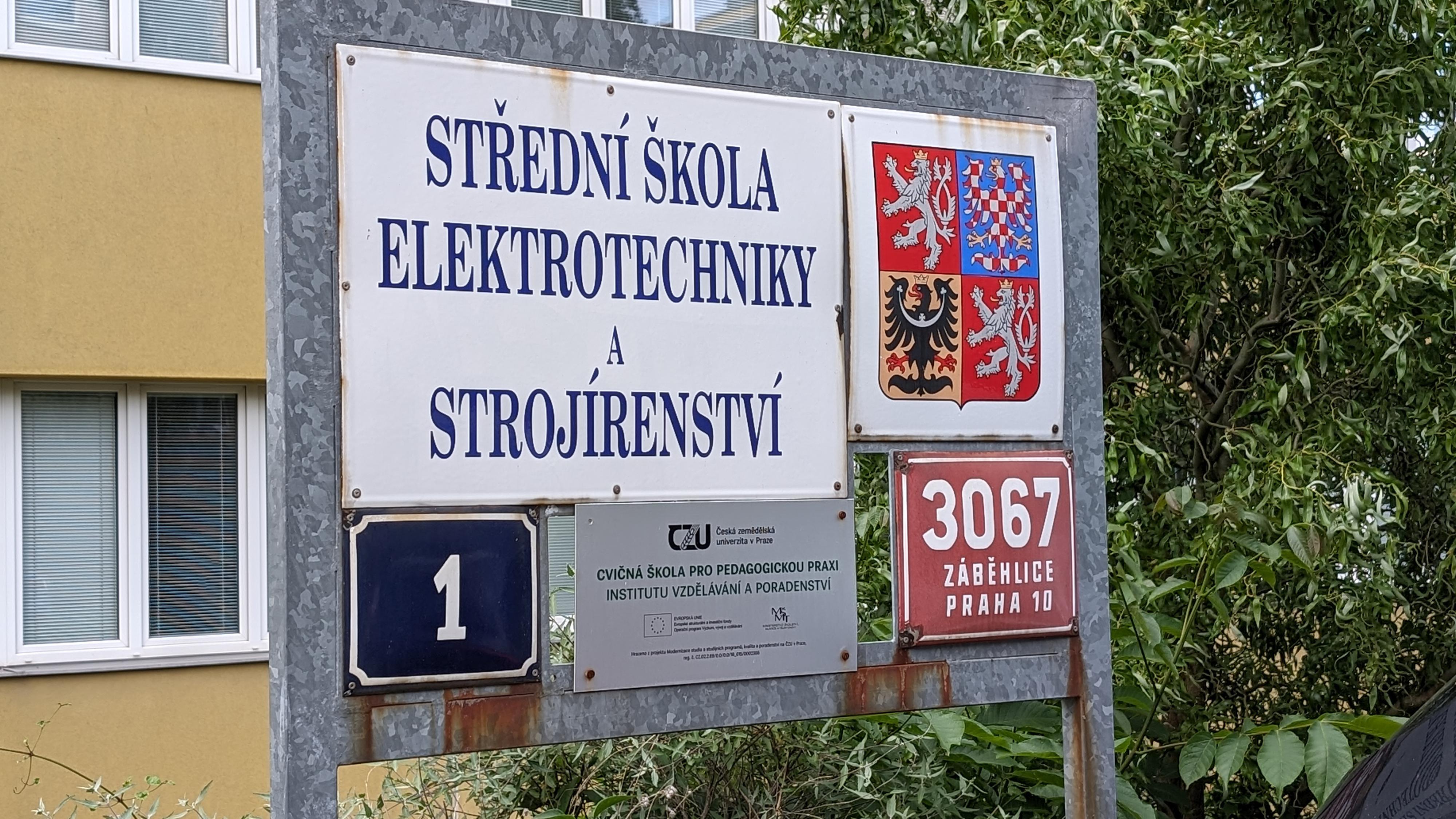 SŠES - Střední škola elektrotechniky a strojírenství foto 5