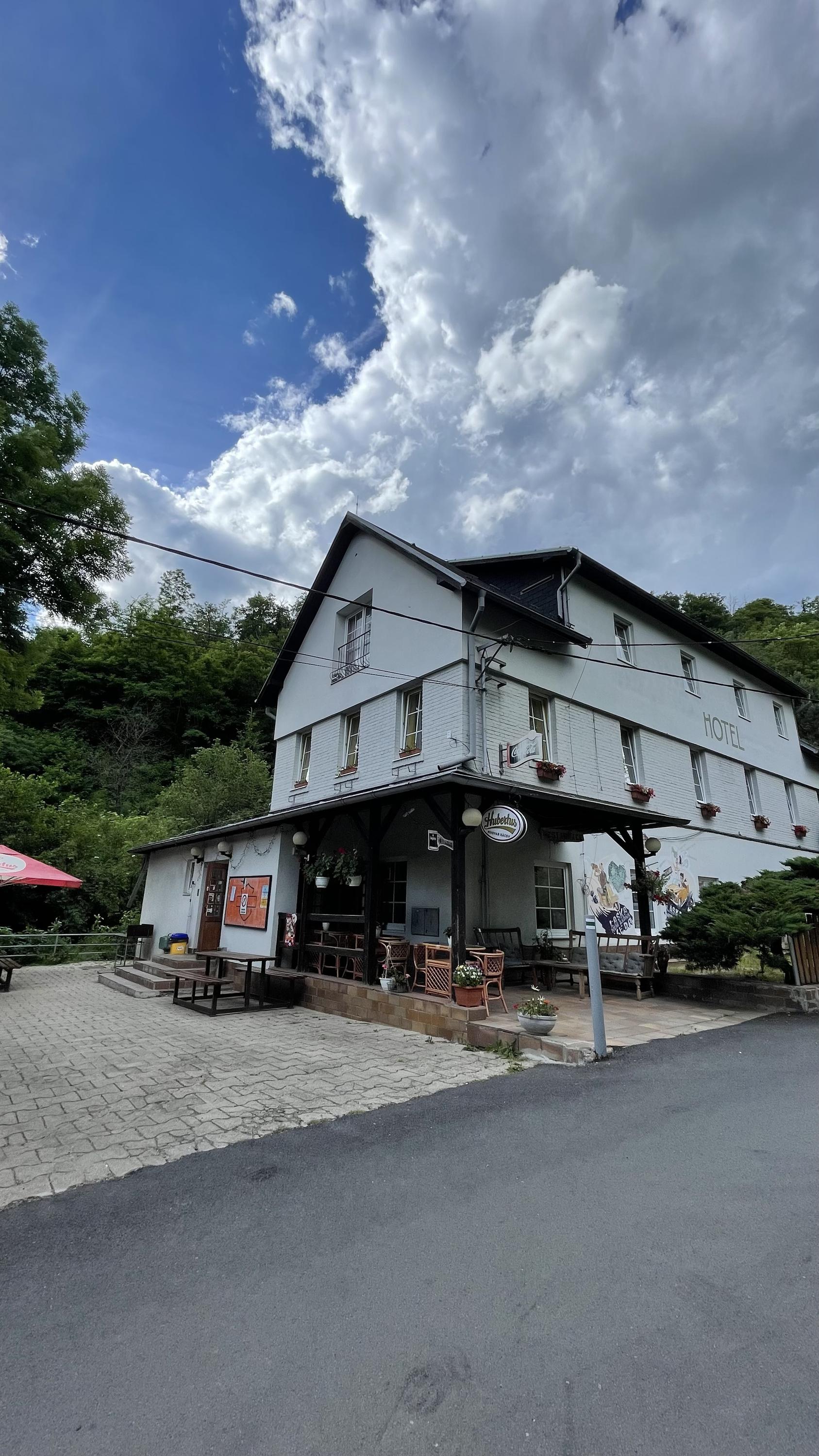 Penzion Troníček - restaurace foto 6