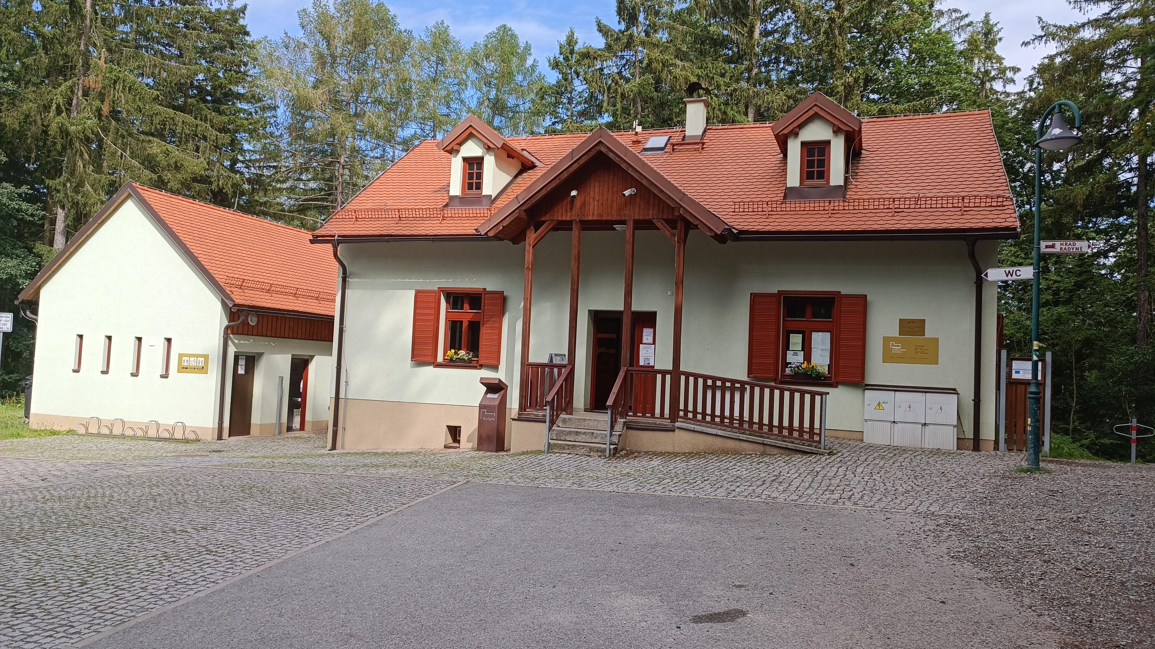 Centrum služeb pro turisty foto 4