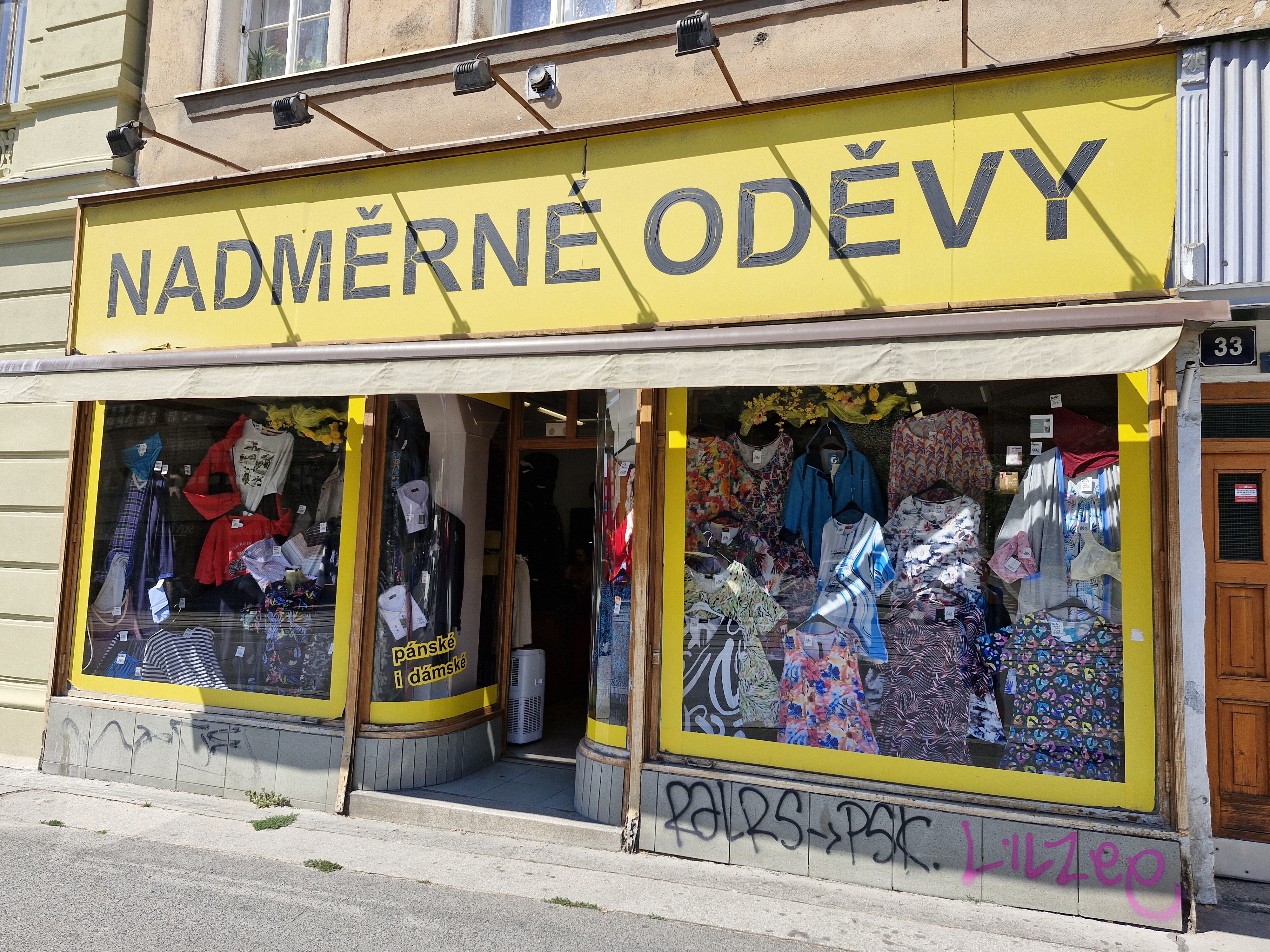 NADMĚRNÉ ODĚVY nadměry.cz foto 6