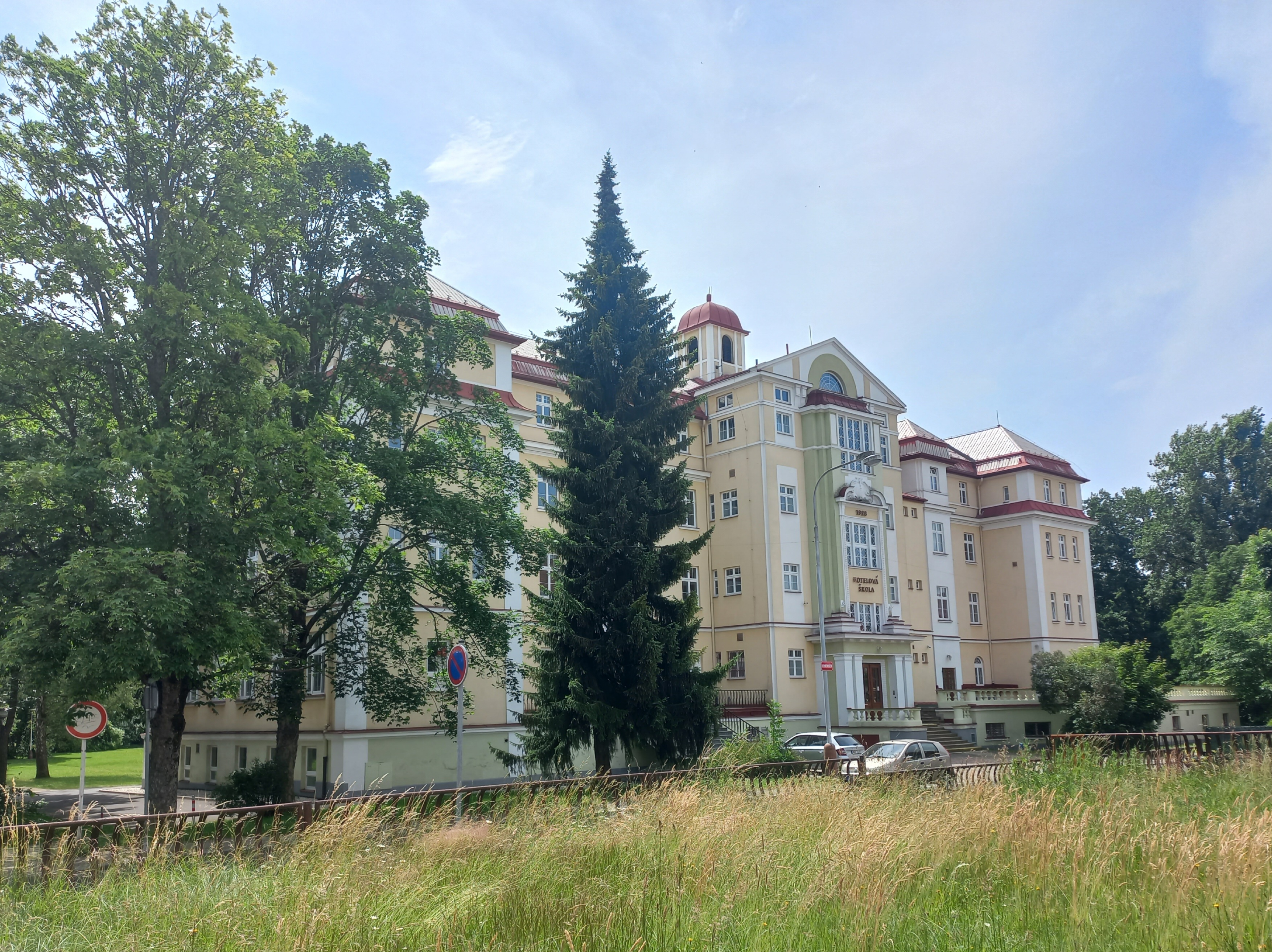 Hotelová škola Mariánské Lázně foto 4