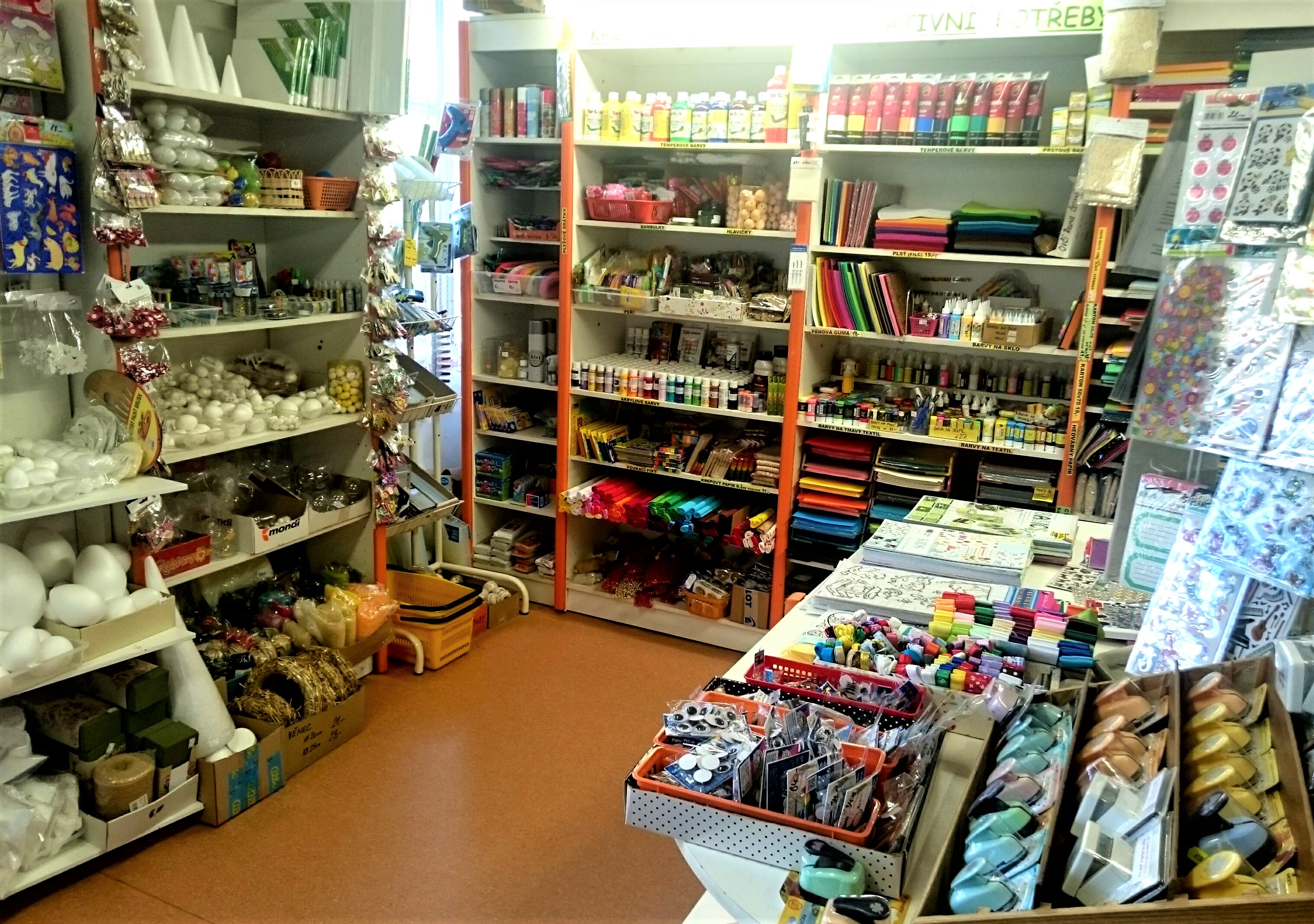 Papírnictví u pošty foto 2