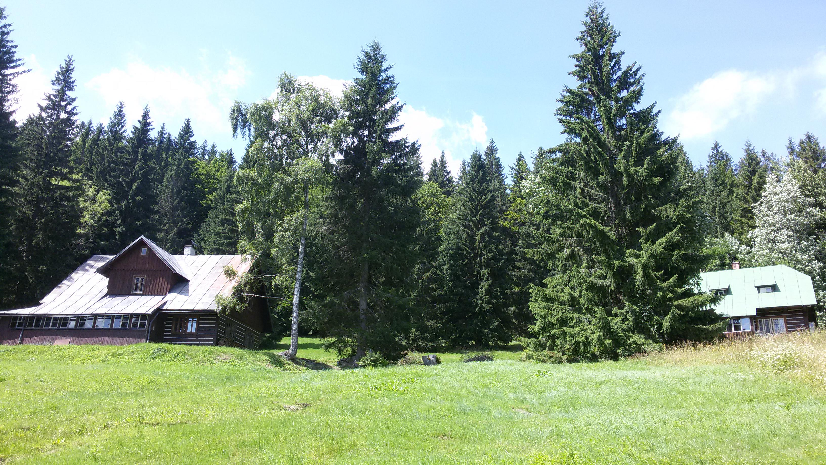 Horská chata SSČ AV ČR Dolní Mísečky