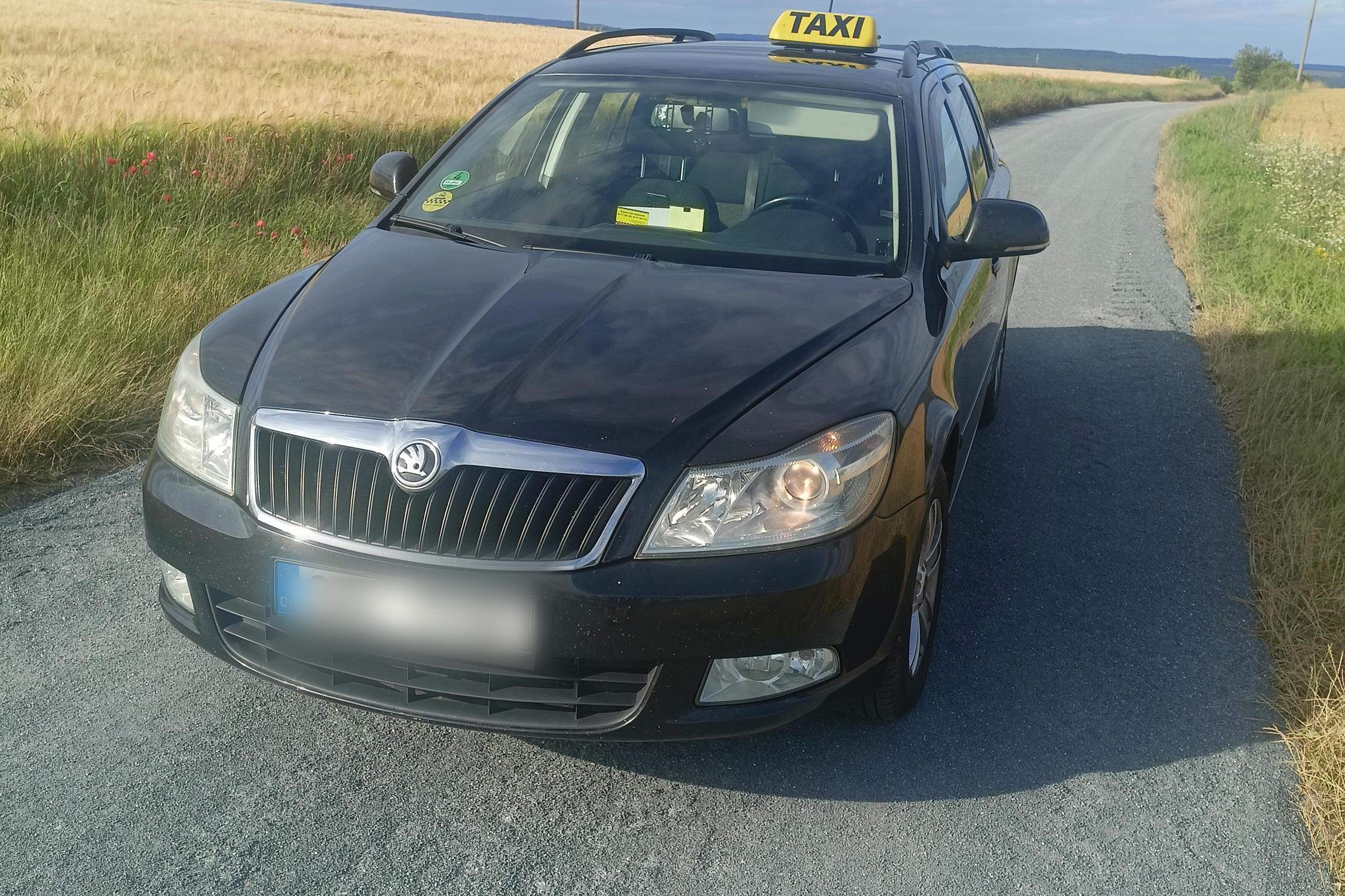 EXPRES TAXI - Pavel Vlasjuk