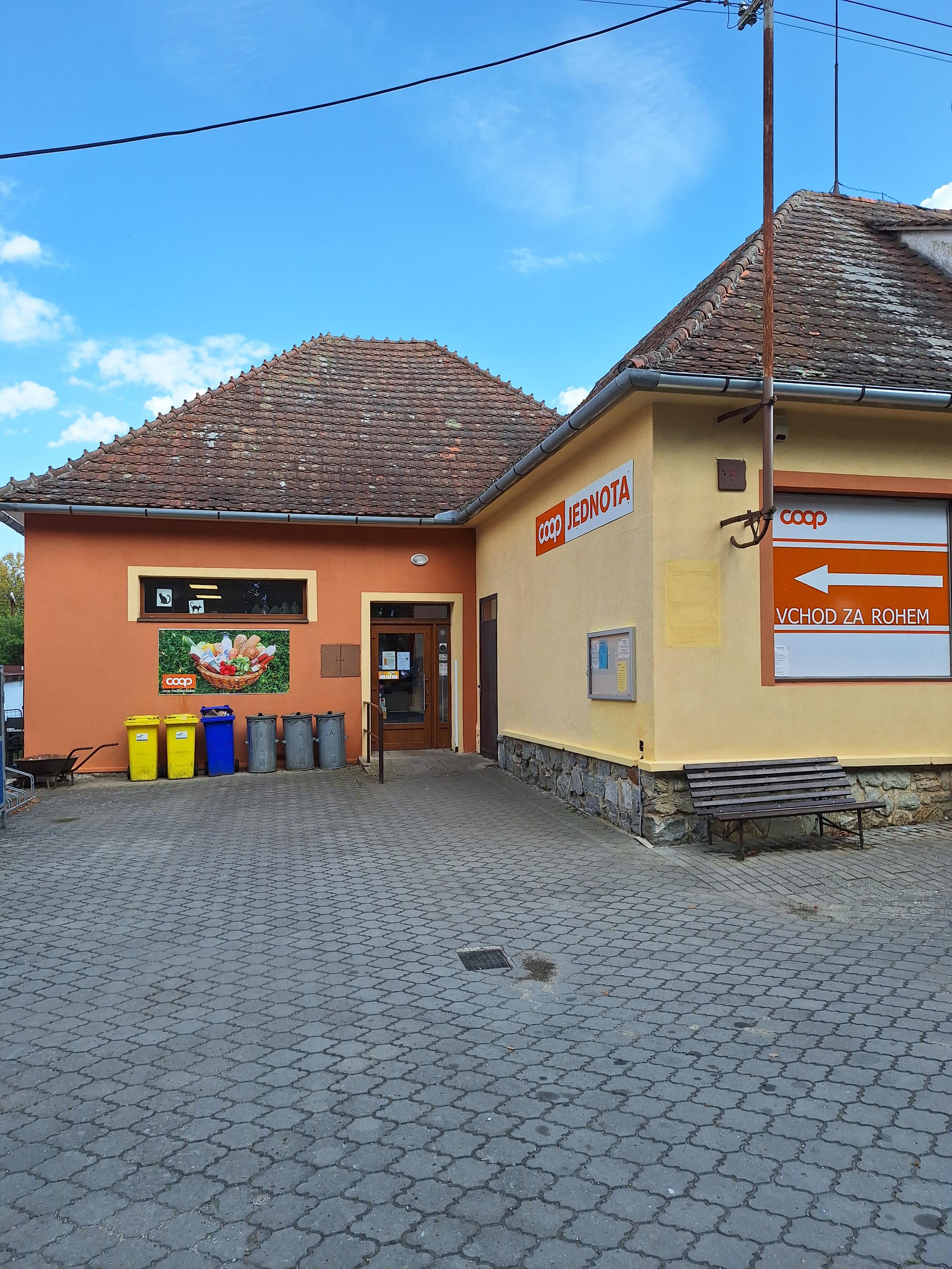 JEDNOTA, spotřební družstvo, Moravský Krumlov – COOP foto 2