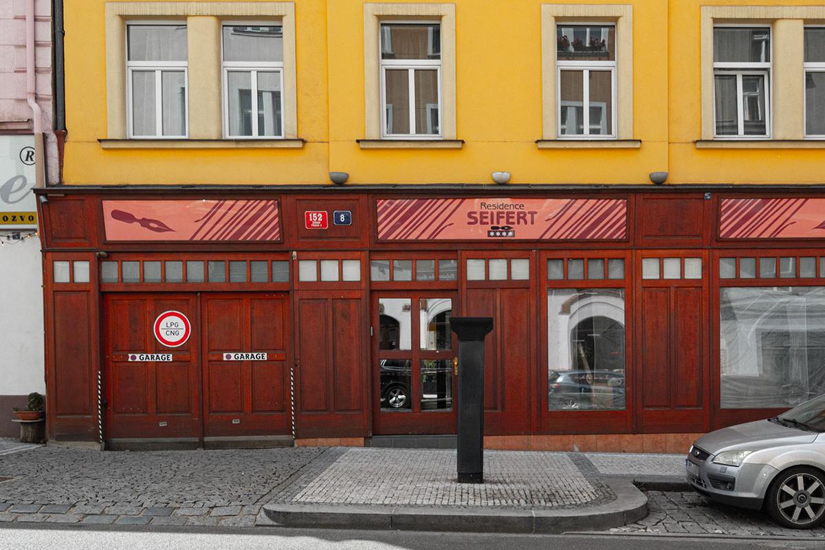 MR. PARKIT - Parking Hartigova 152/8