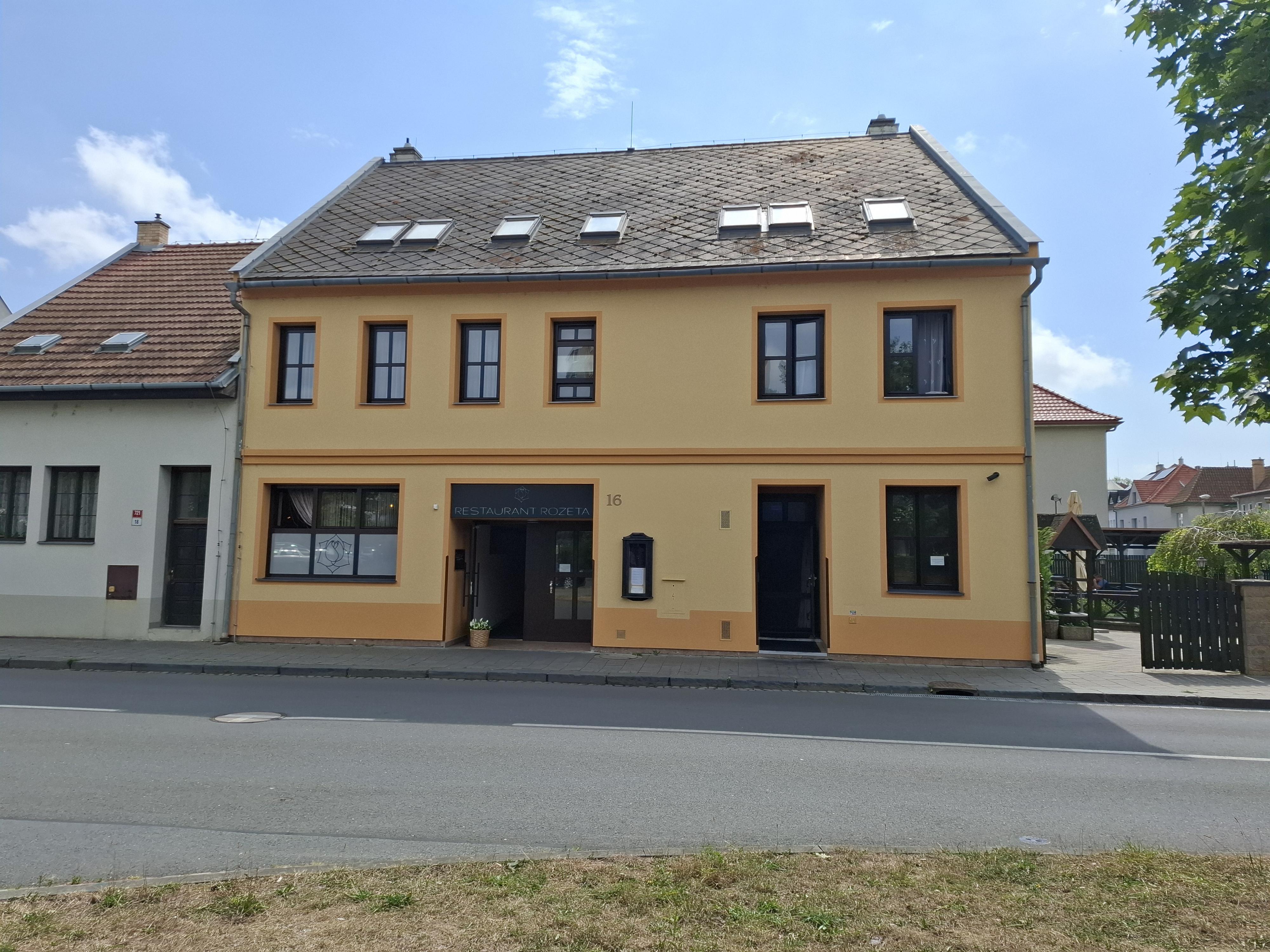 Restaurant Rozeta, s.r.o.