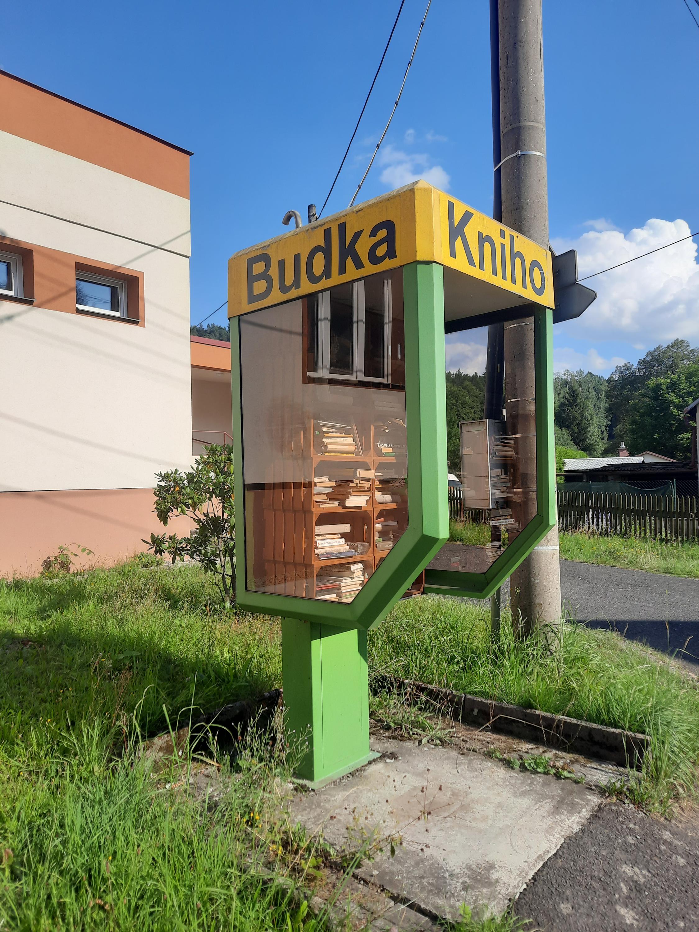 Místní lidová knihovna Kunratice foto 2