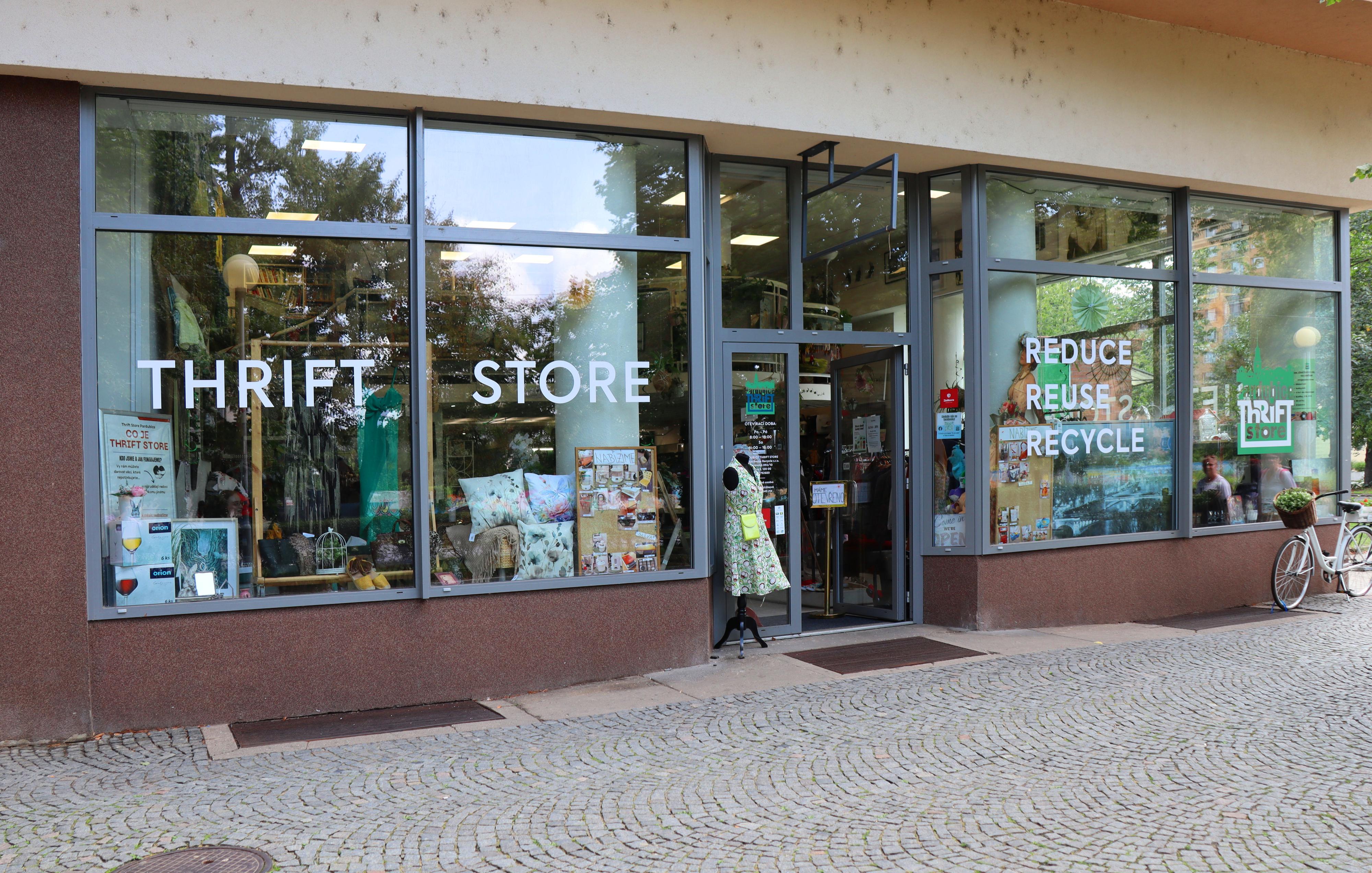 Thrift Store foto 2