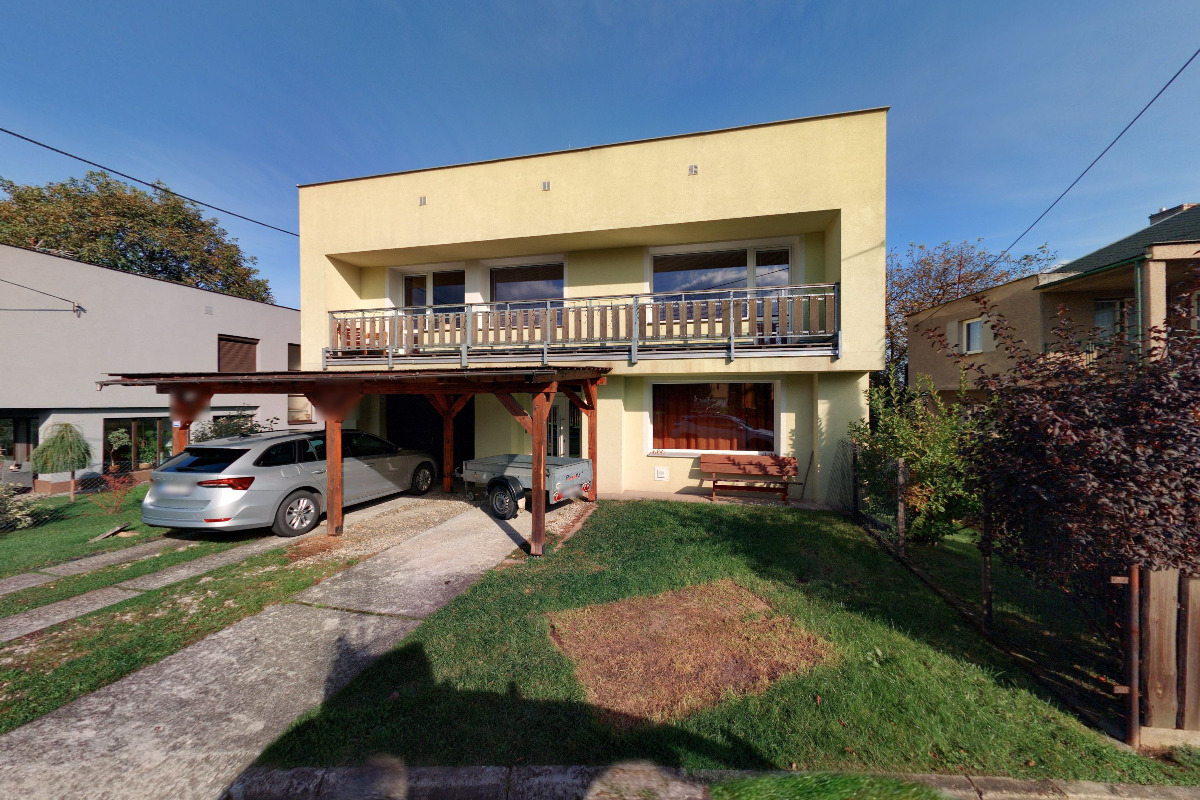 La-Koss - Inka Stanieczková