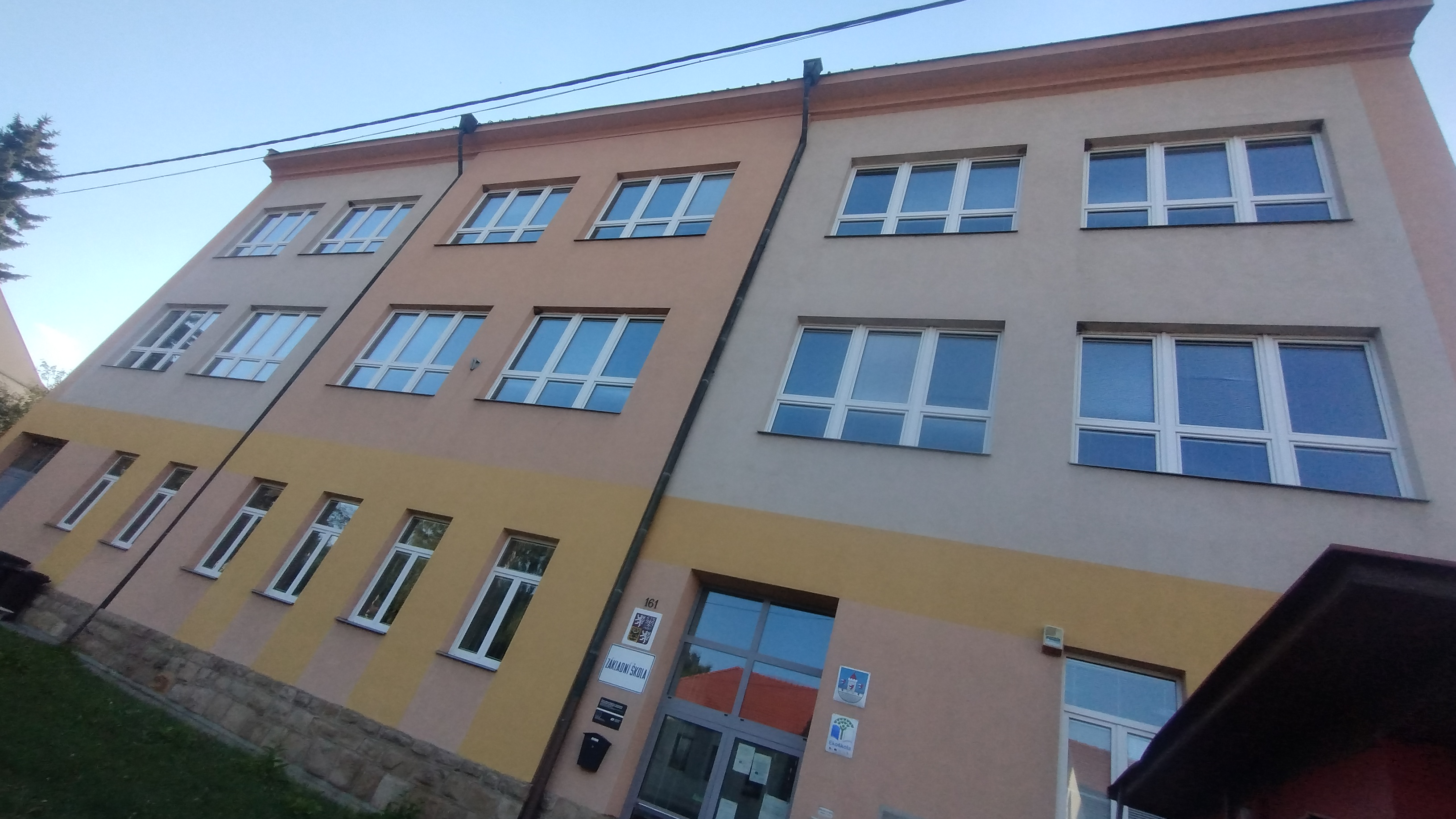 Základní škola, Koryčany, okres Kroměříž foto 2