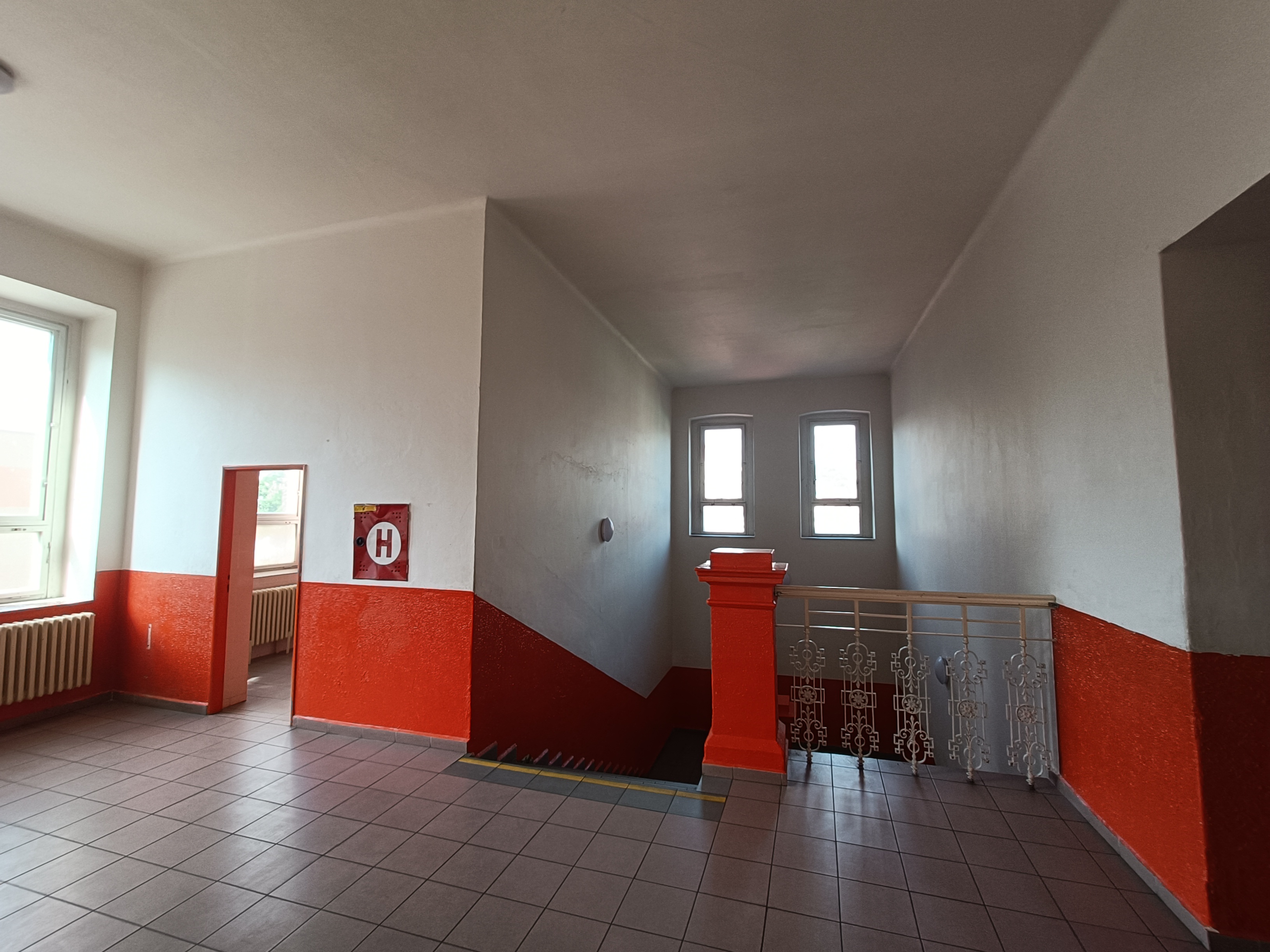 ZŠ Chrudim, Dr. Václava Peška - Školní jídelna foto 3