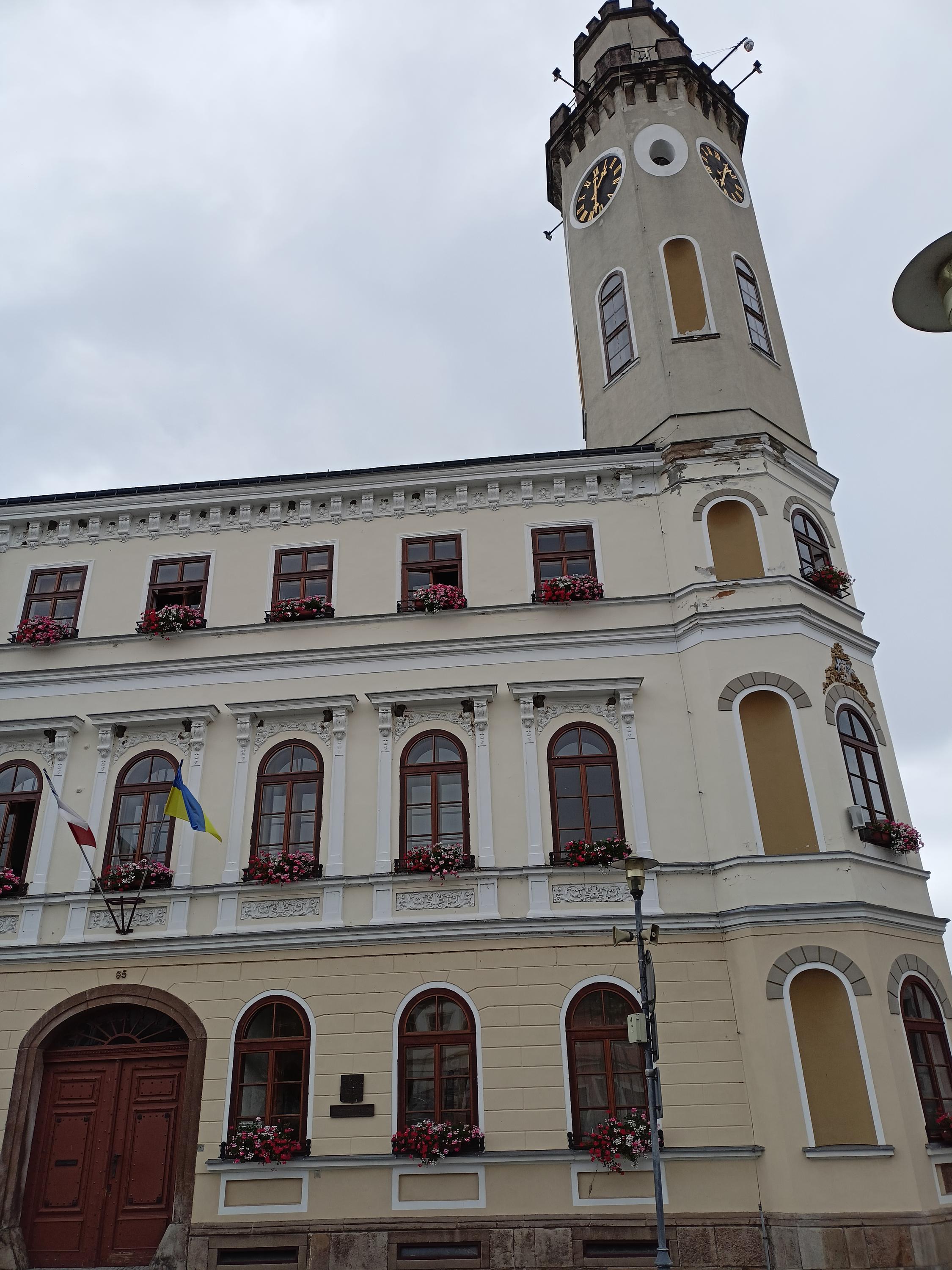 Klášterec nad Ohří - městský úřad foto 6