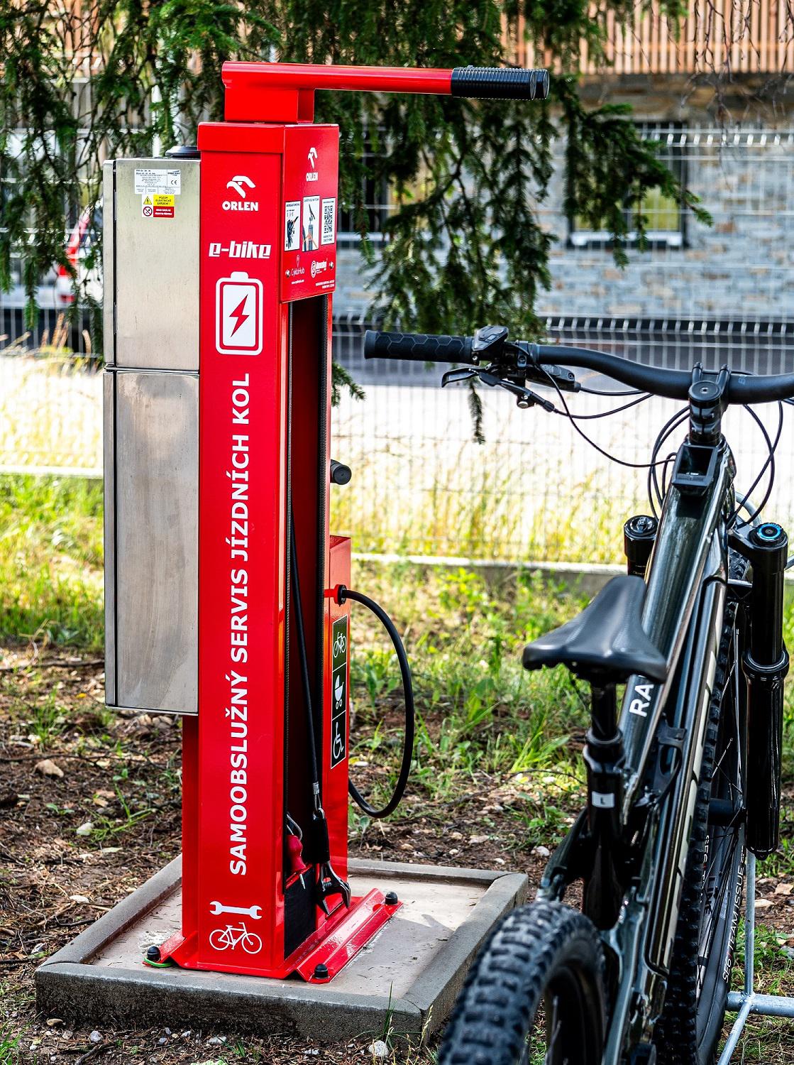 Nabíjecí stanice ČS ORLEN Rožnov pod Radhoštěm foto 6