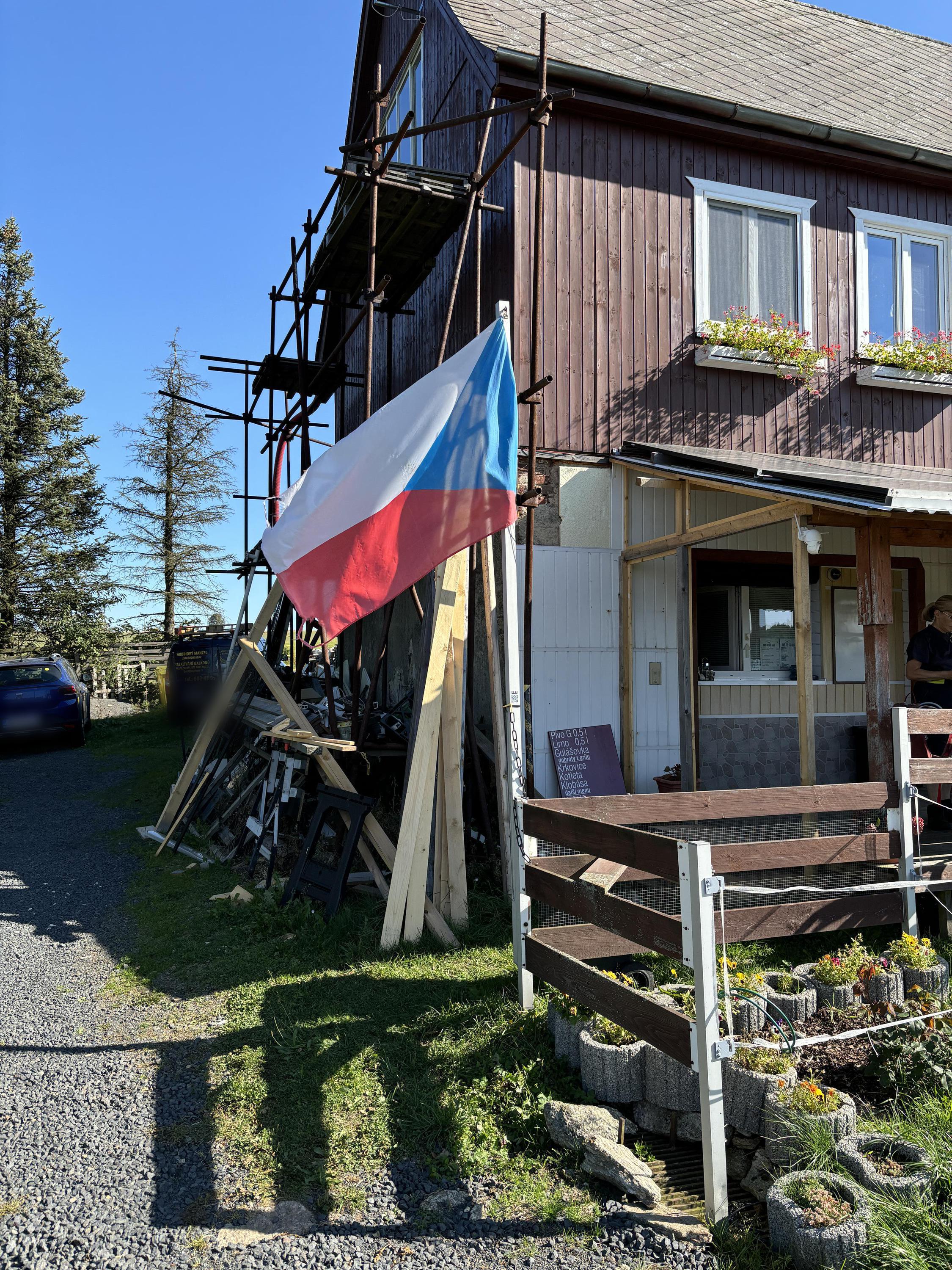 TURISTICKÁ UBYTOVNA A OBČERSTVENÍ U DUCHOSLAVŮ