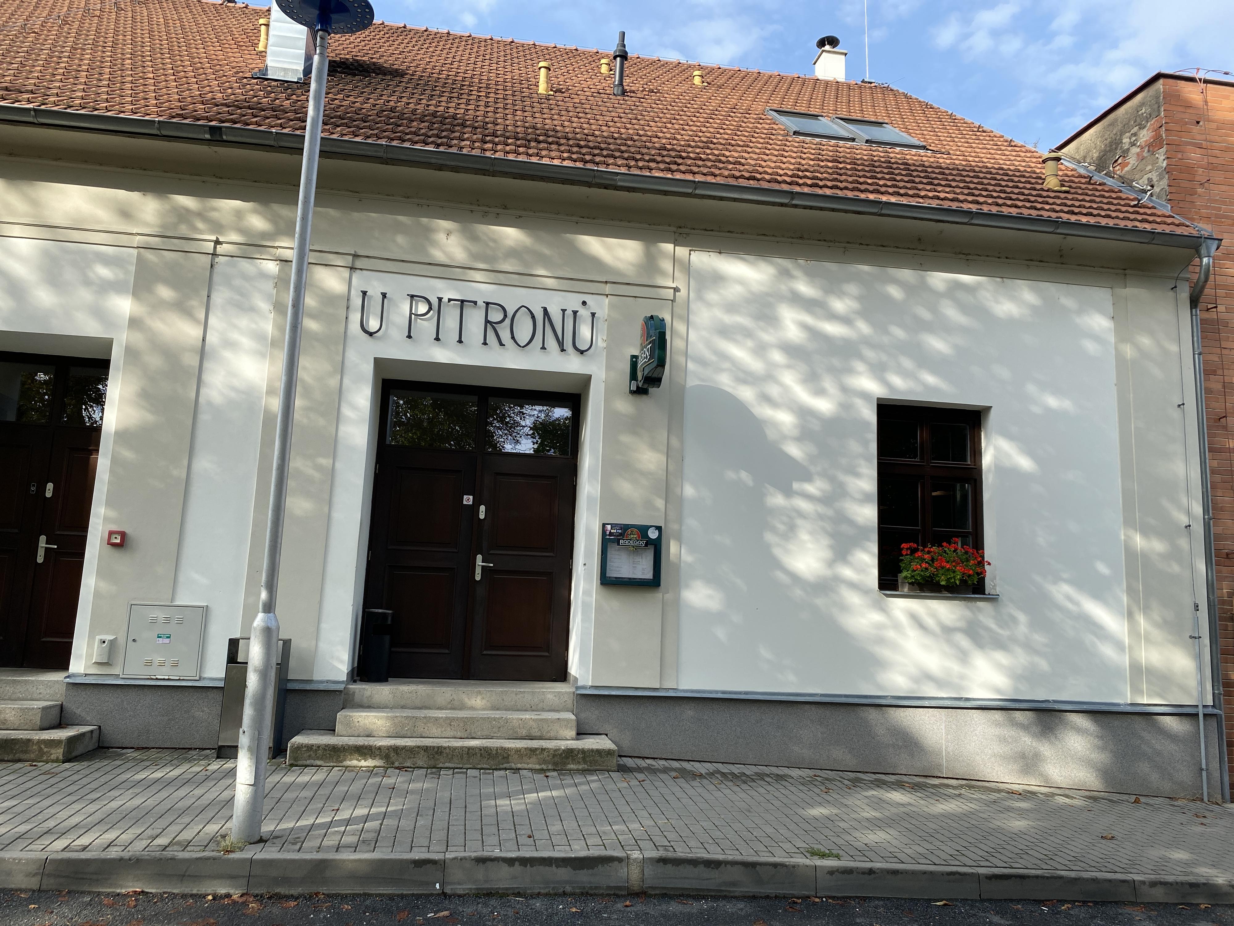 Restaurace u Pitronů foto 2