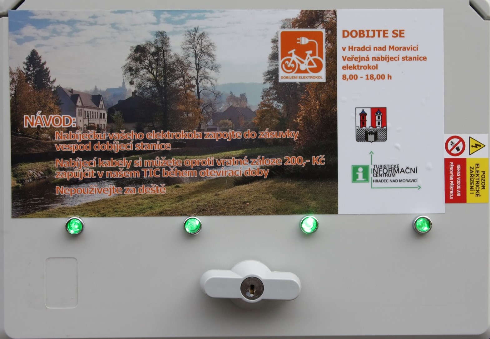 Nabíjecí stanice Městská knihovna a informační centrum Hradec nad Moravicí foto 2