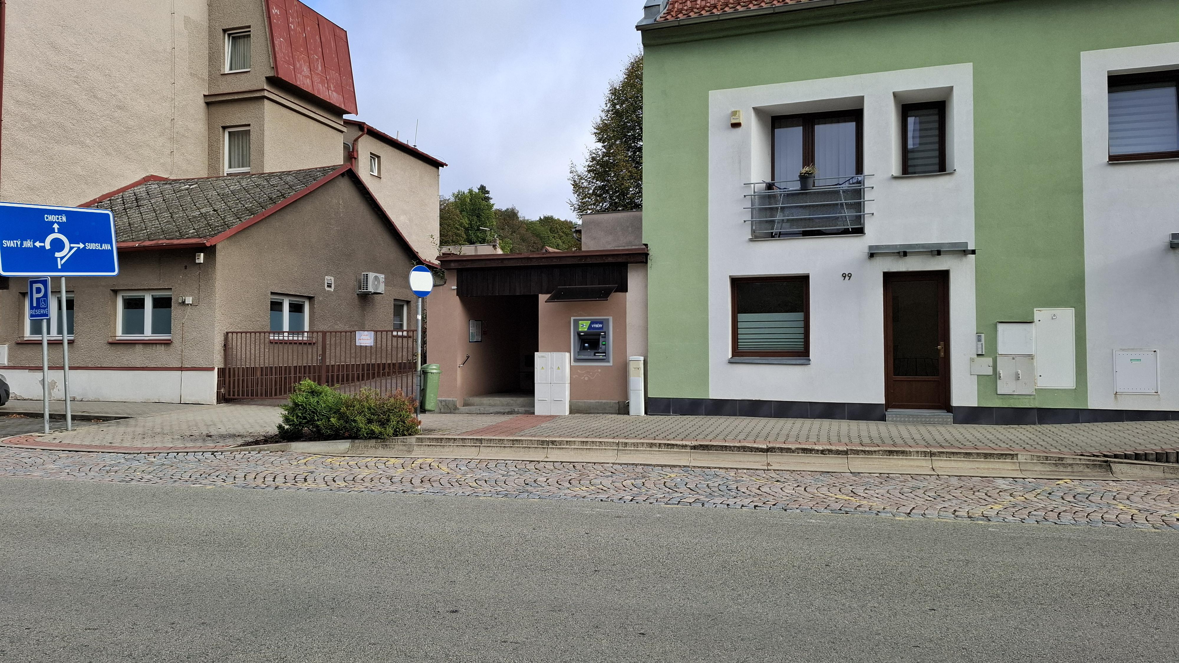 Bankomat Fio banky foto 2