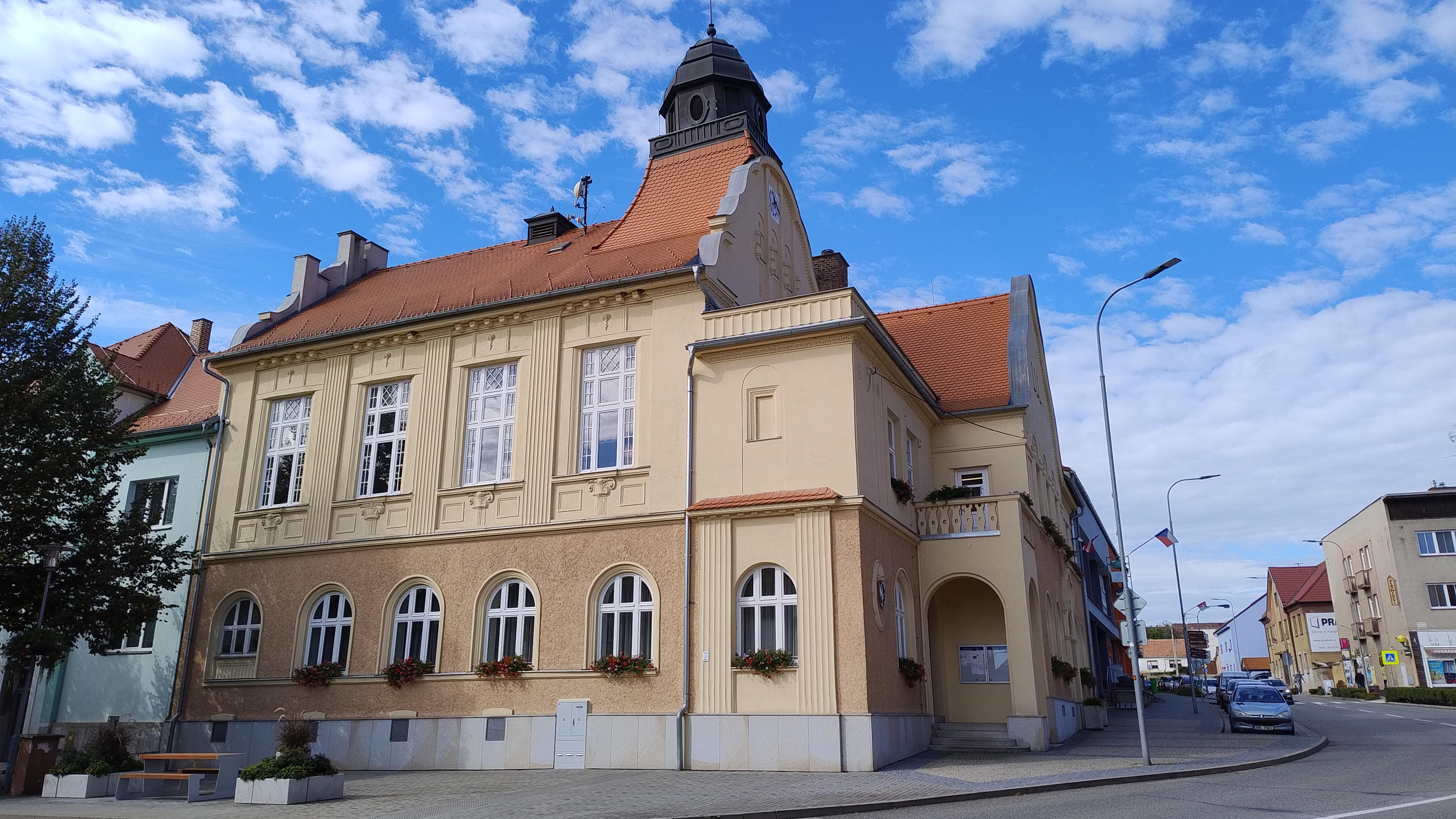 Miroslav - městský úřad foto 5