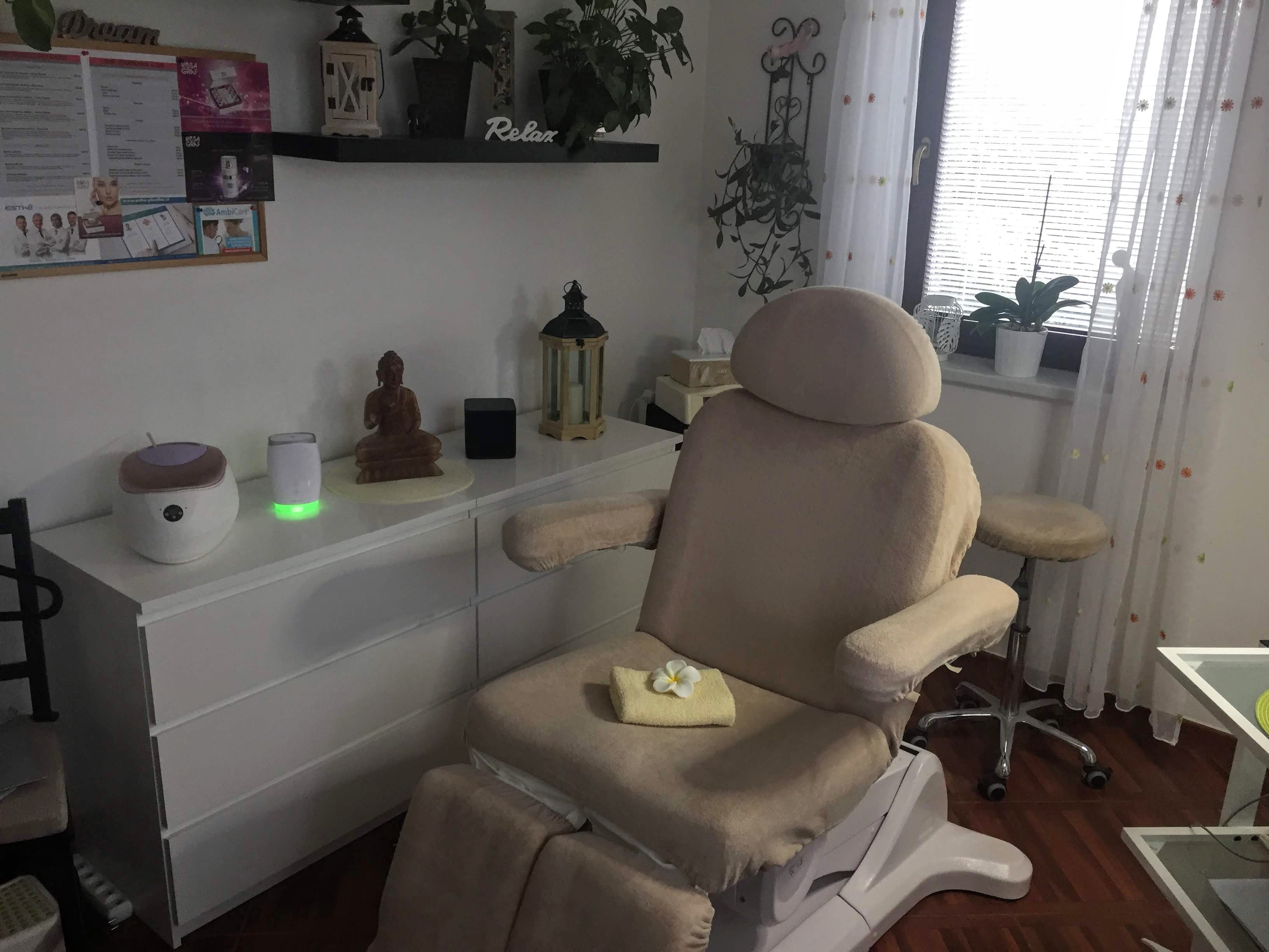 Kosmetický salón - Kosmetika a pedikúra Daniel foto 3