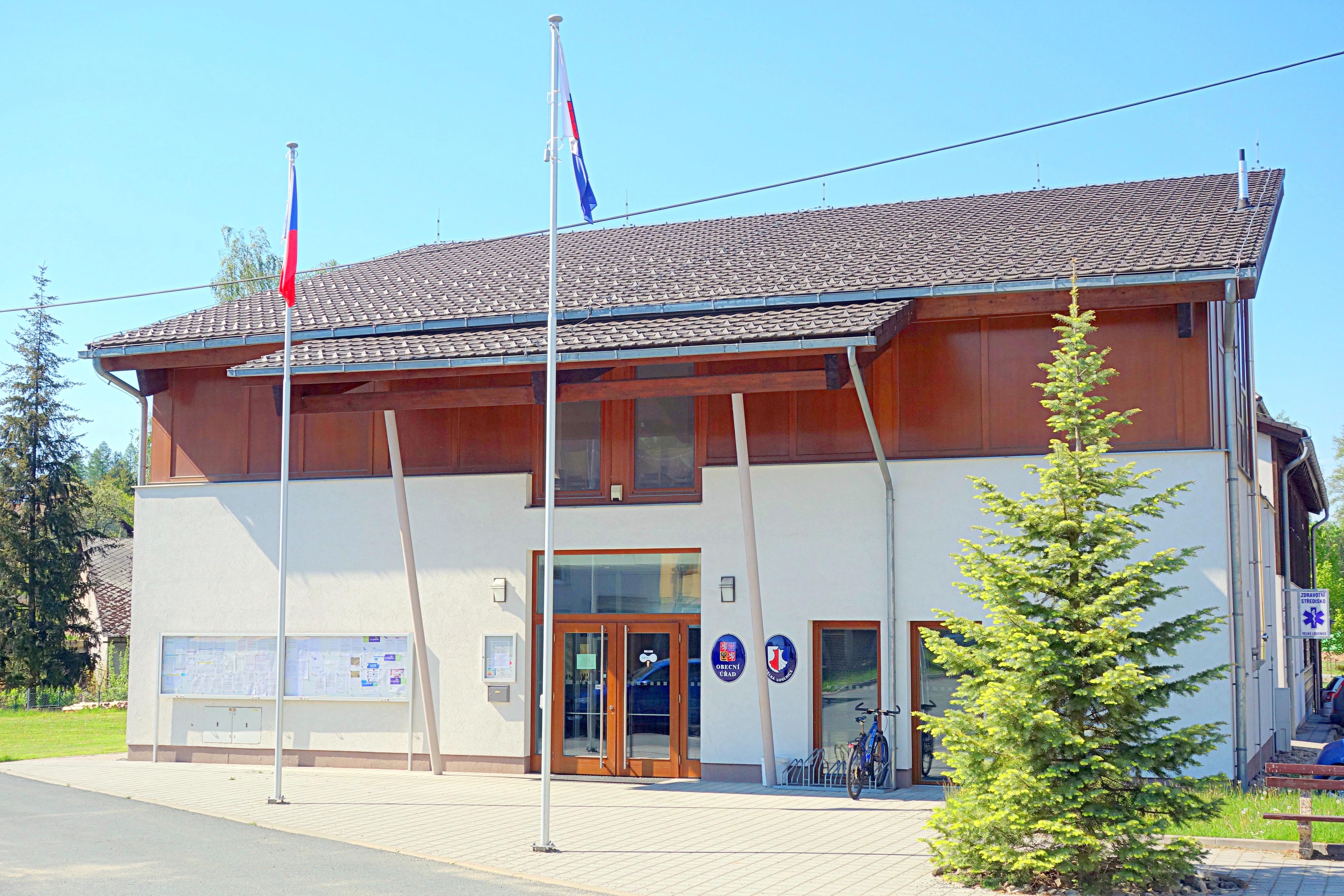 Velká Losenice - obecní úřad foto 2