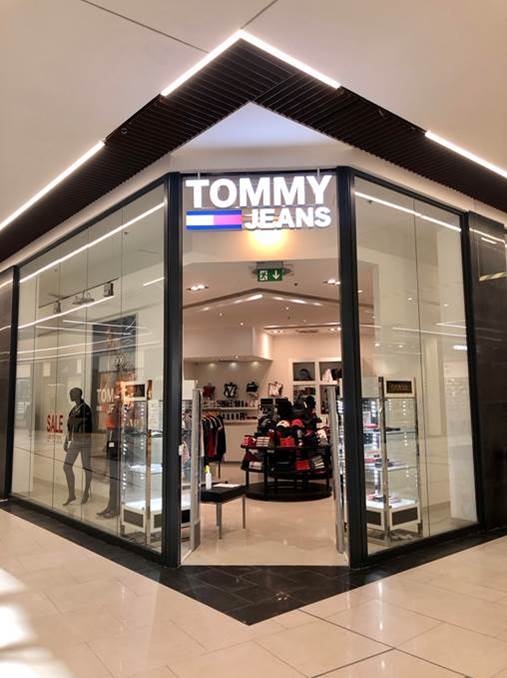 TOMMY JEANS - NELTEX cz foto 2