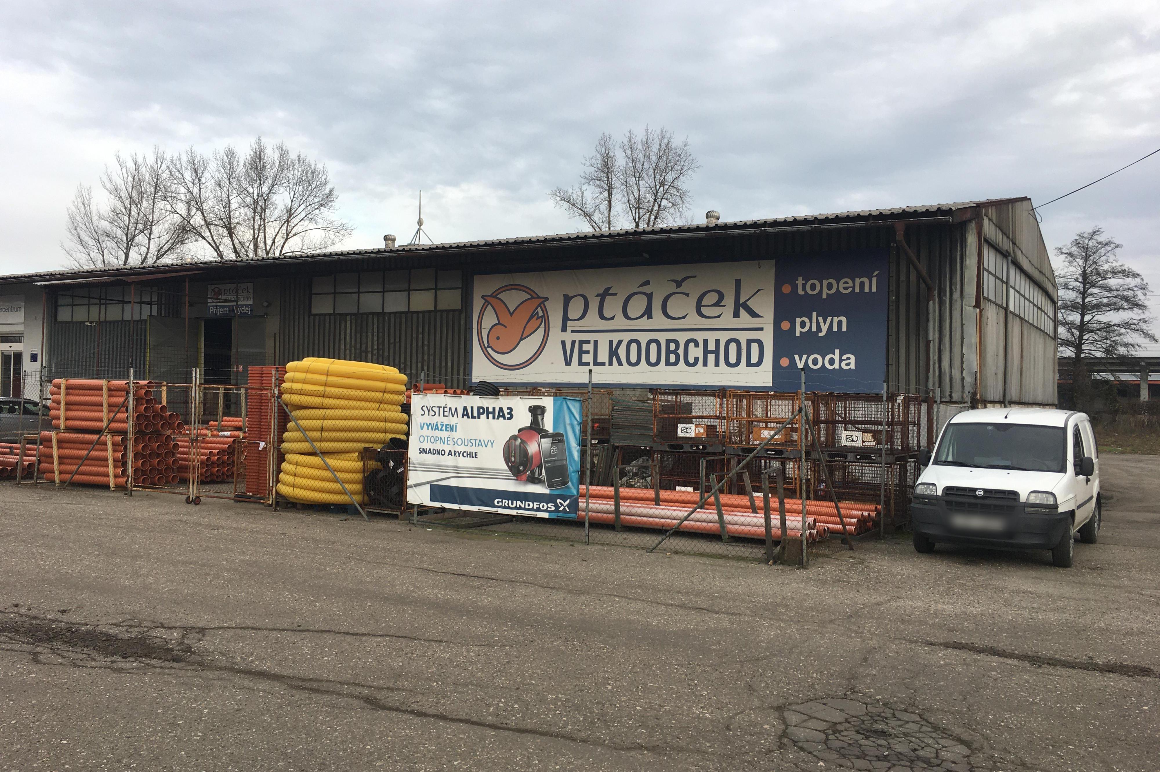 PTÁČEK: topení-voda-plyn