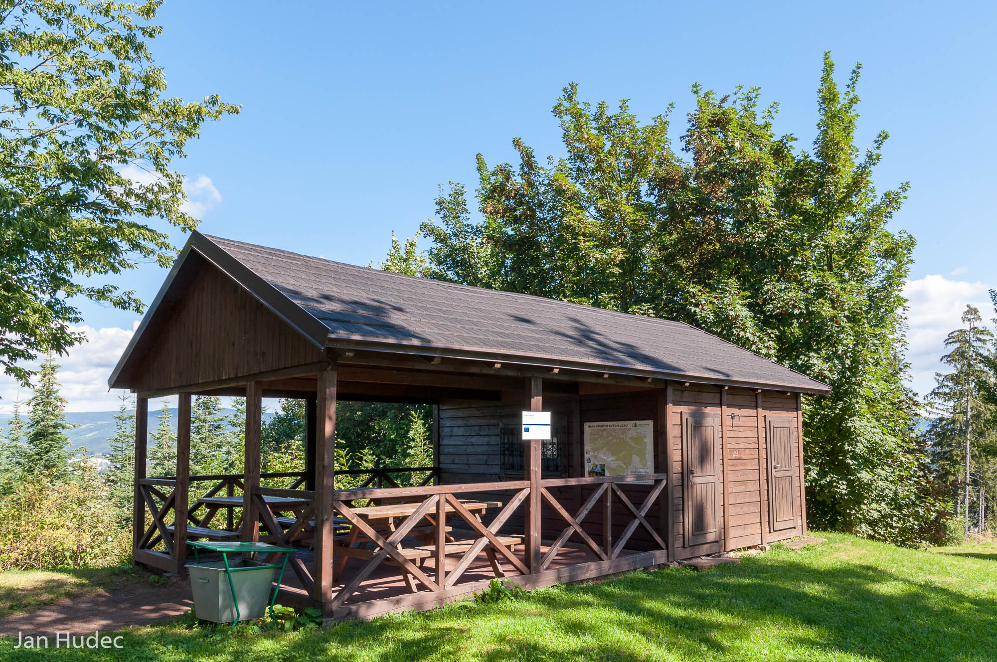 Stánek - Vrch šibeník