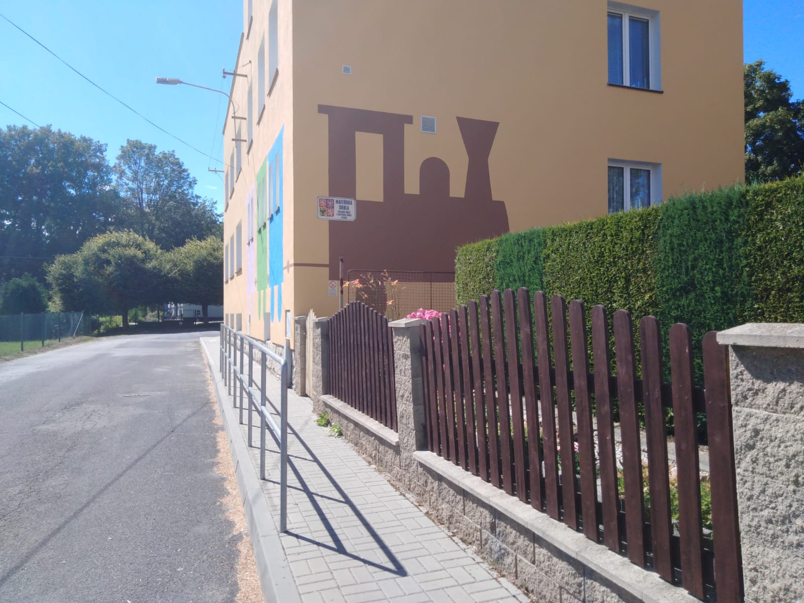 ZŠ a MŠ Plesná foto 2