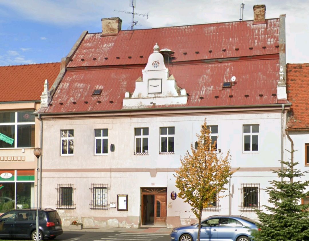 Údlice - obecní úřad foto 3