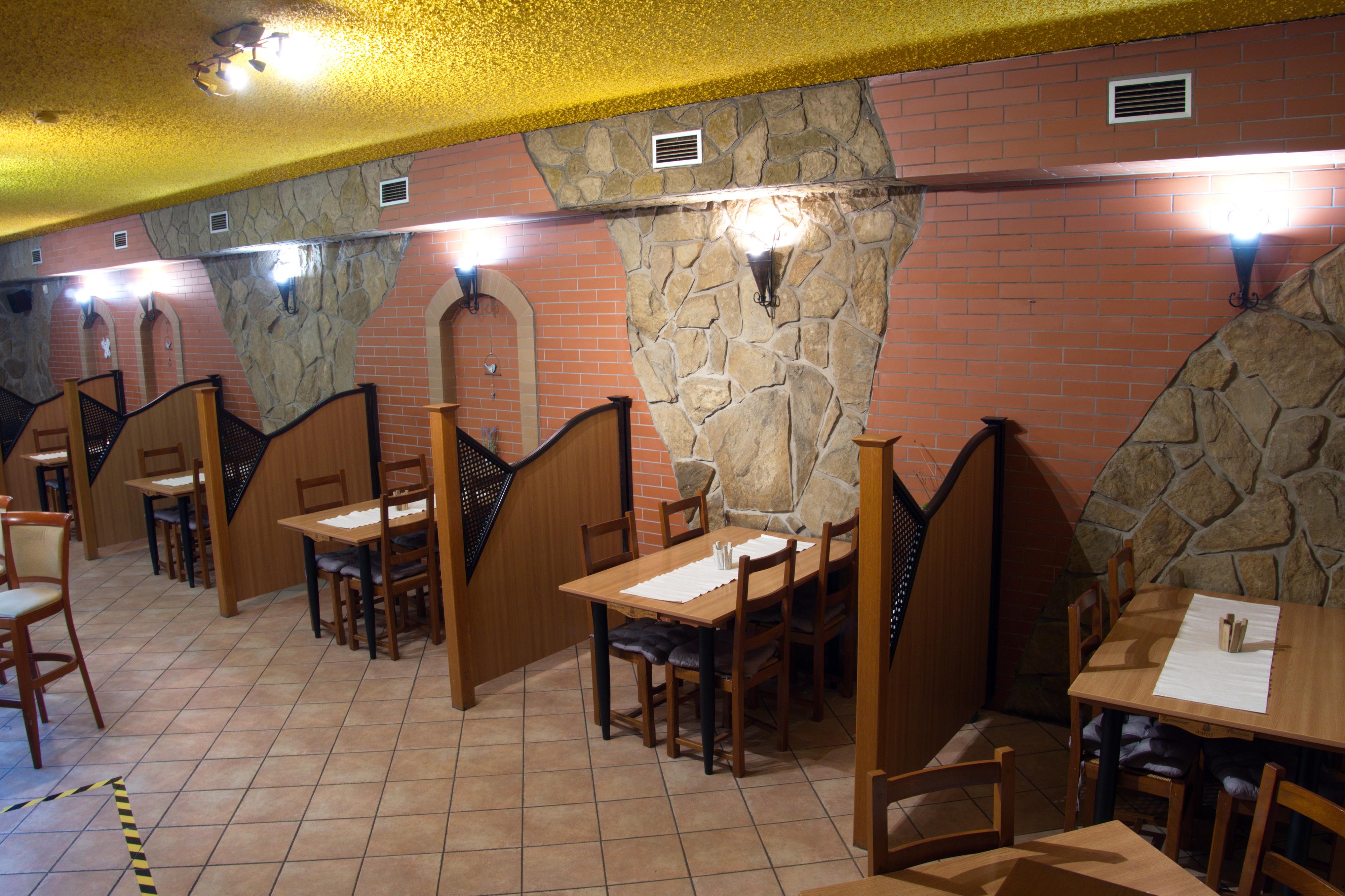 Pizzerie Restaurant Bar AMOS foto 4
