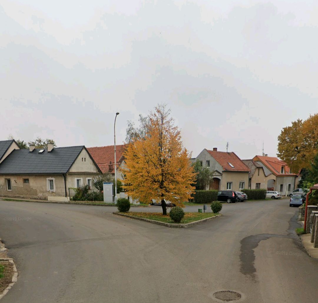 Všestudy - obecní úřad foto 5