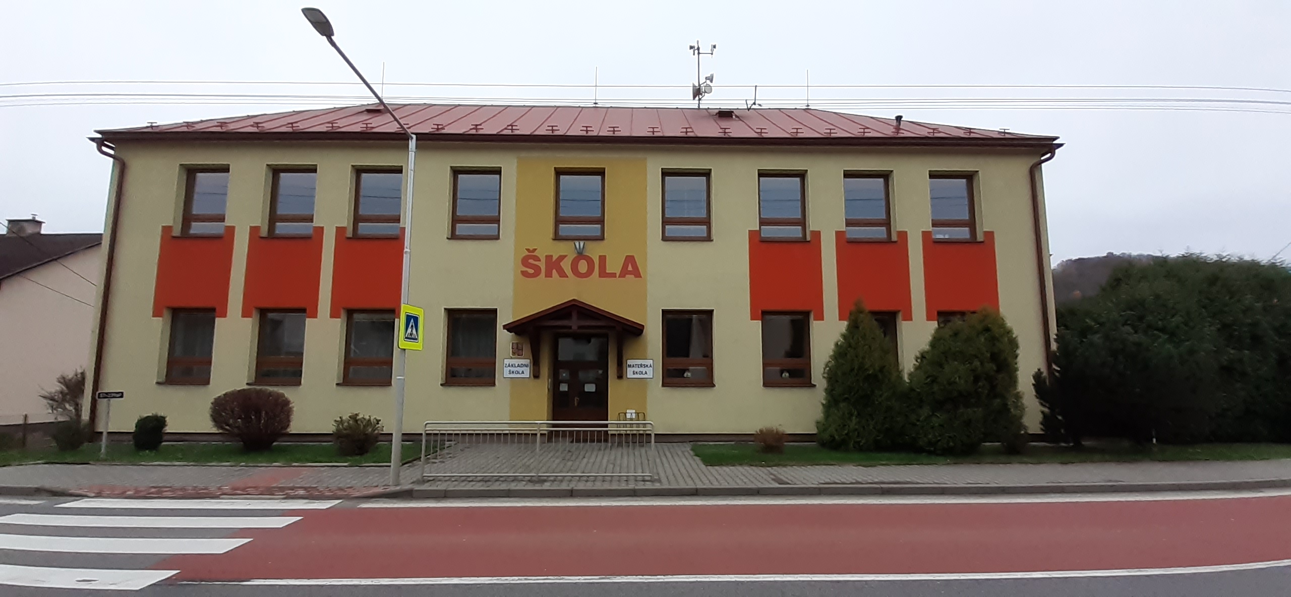 ZŠ a MŠ Leskovec, okres Vsetín foto 4