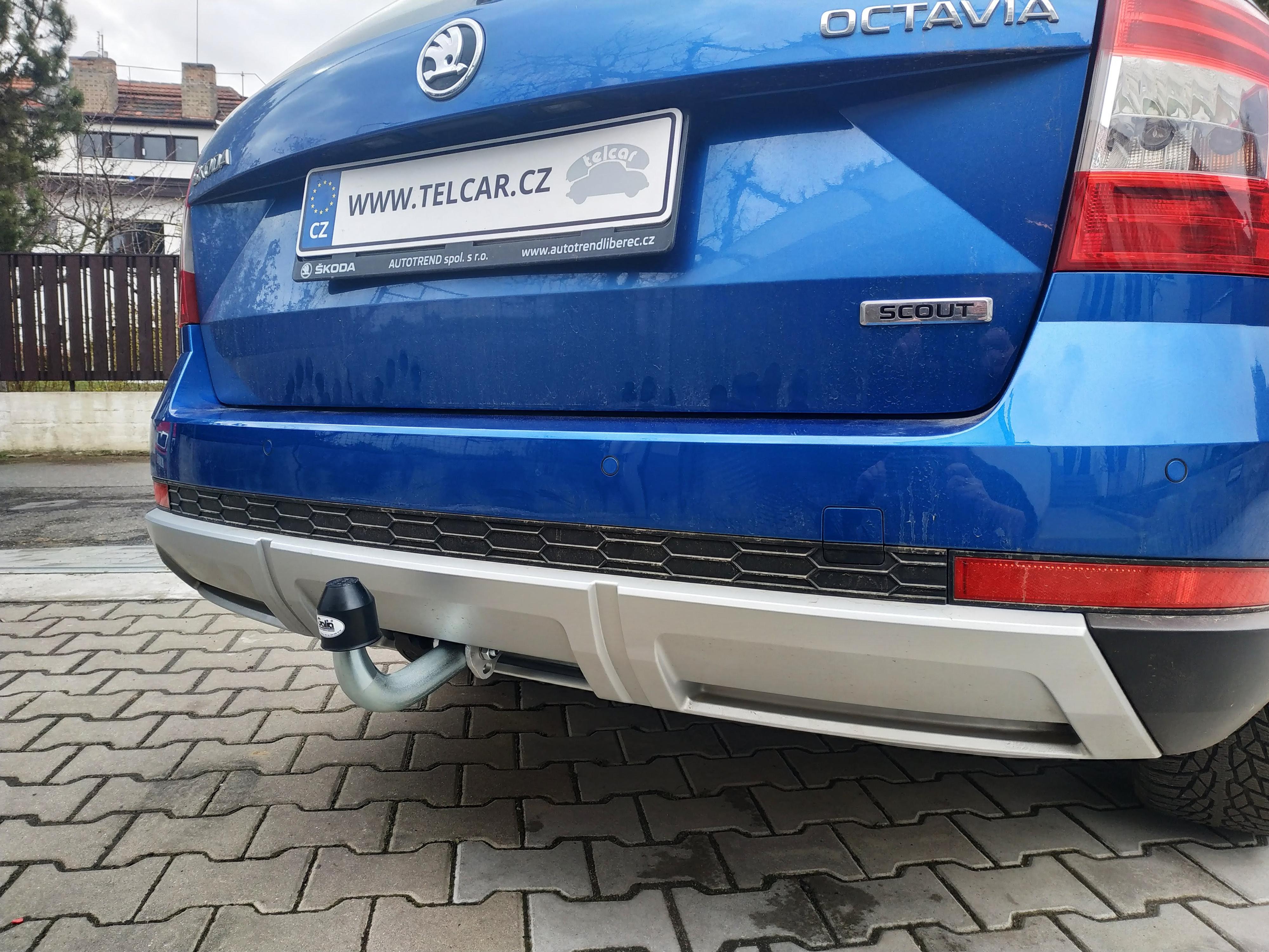 Miroslav Čevela - montáž tažného zařízení foto 3