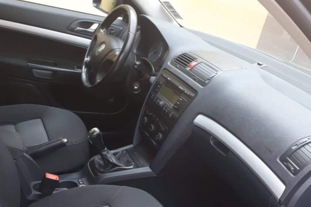 Čištění interiérů aut - Emil Kyncl