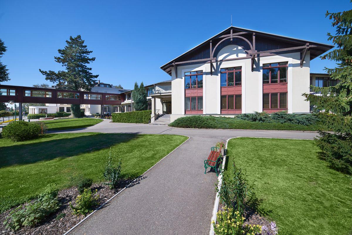 Lázně Bělohrad a. s. foto 2