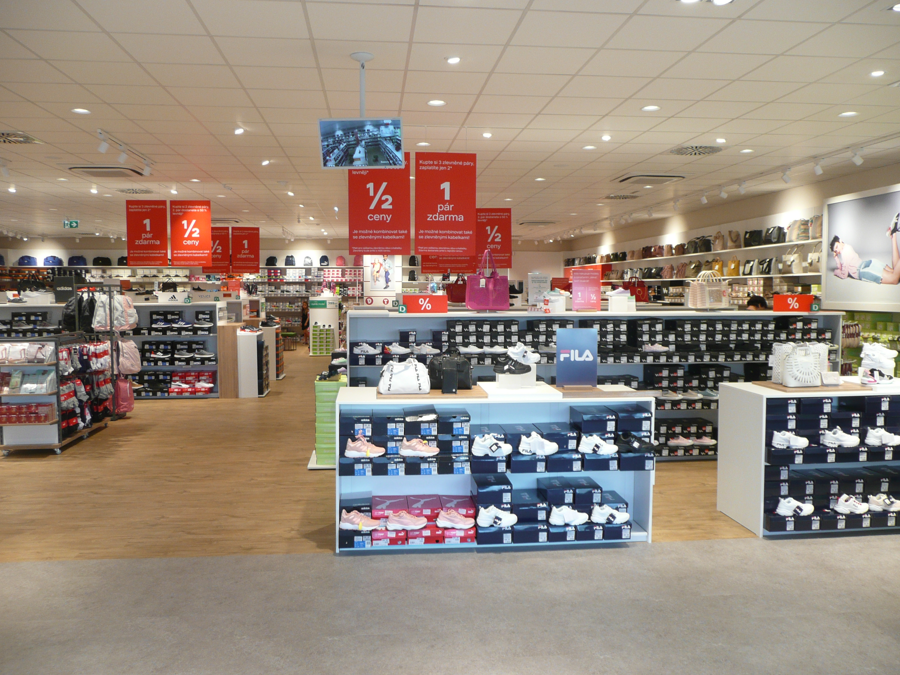 DEICHMANN foto 4