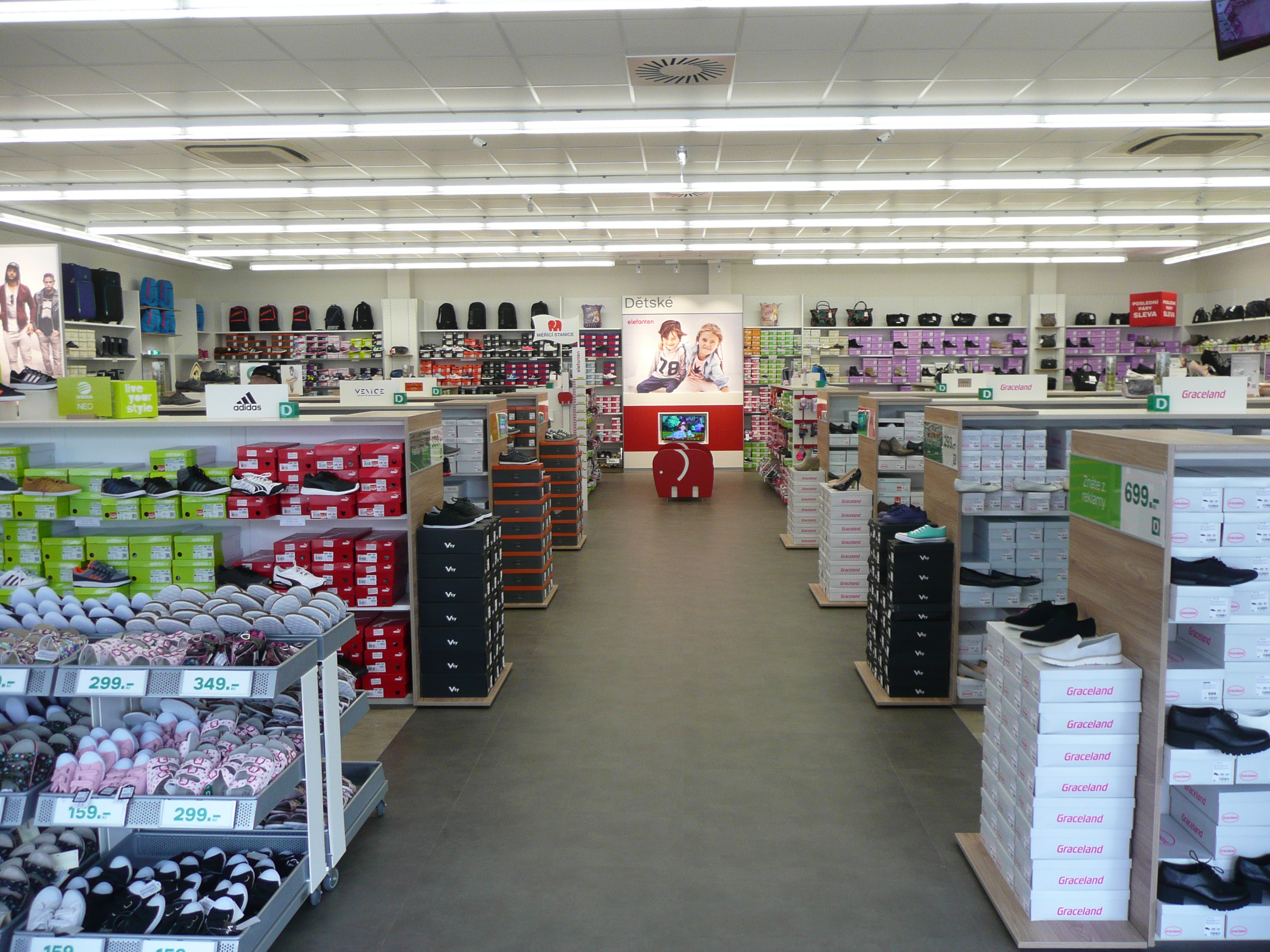 DEICHMANN foto 2