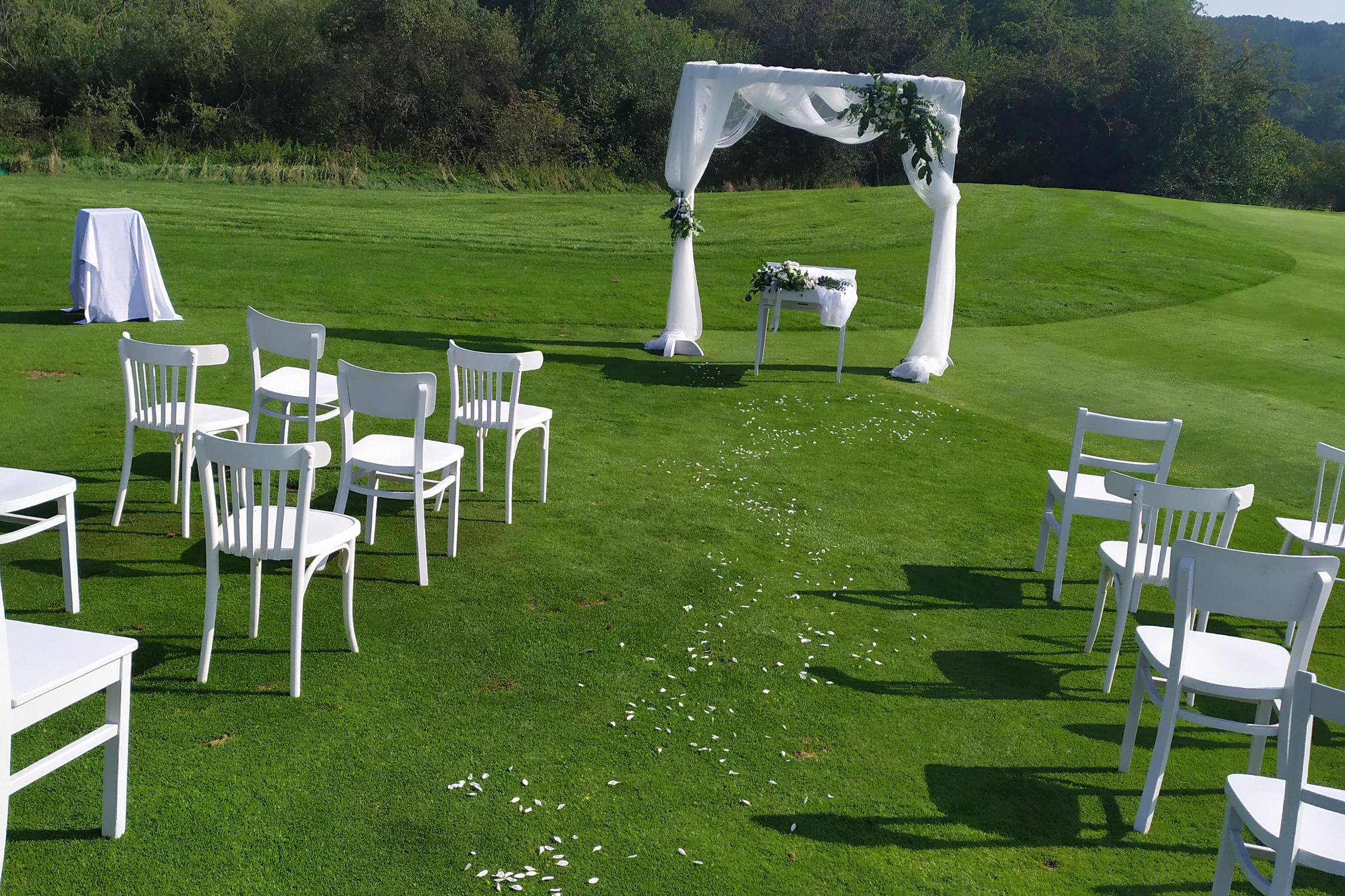 Veronika Baťková - kytice foto 1