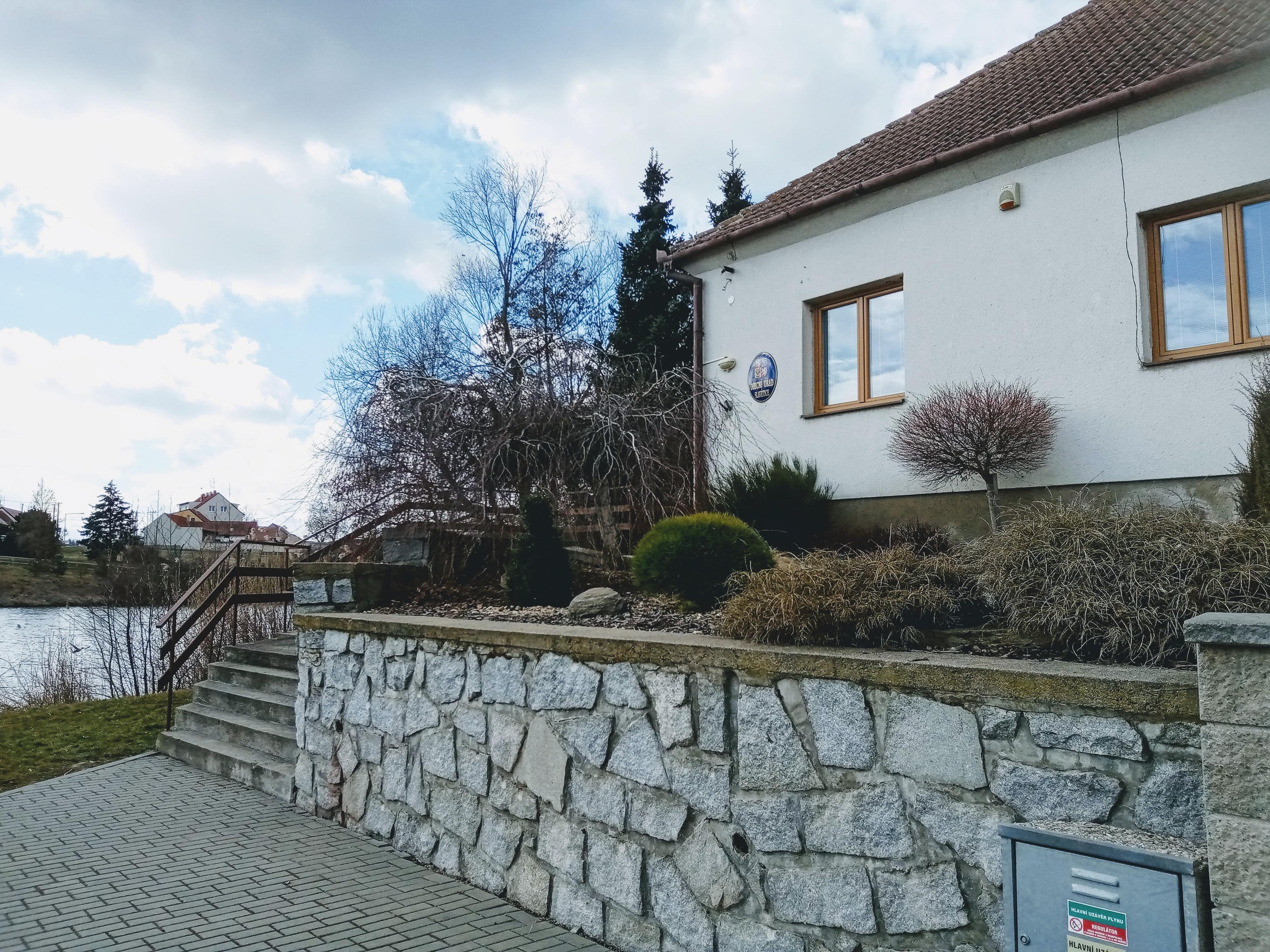 Slavětice - obecní úřad foto 2