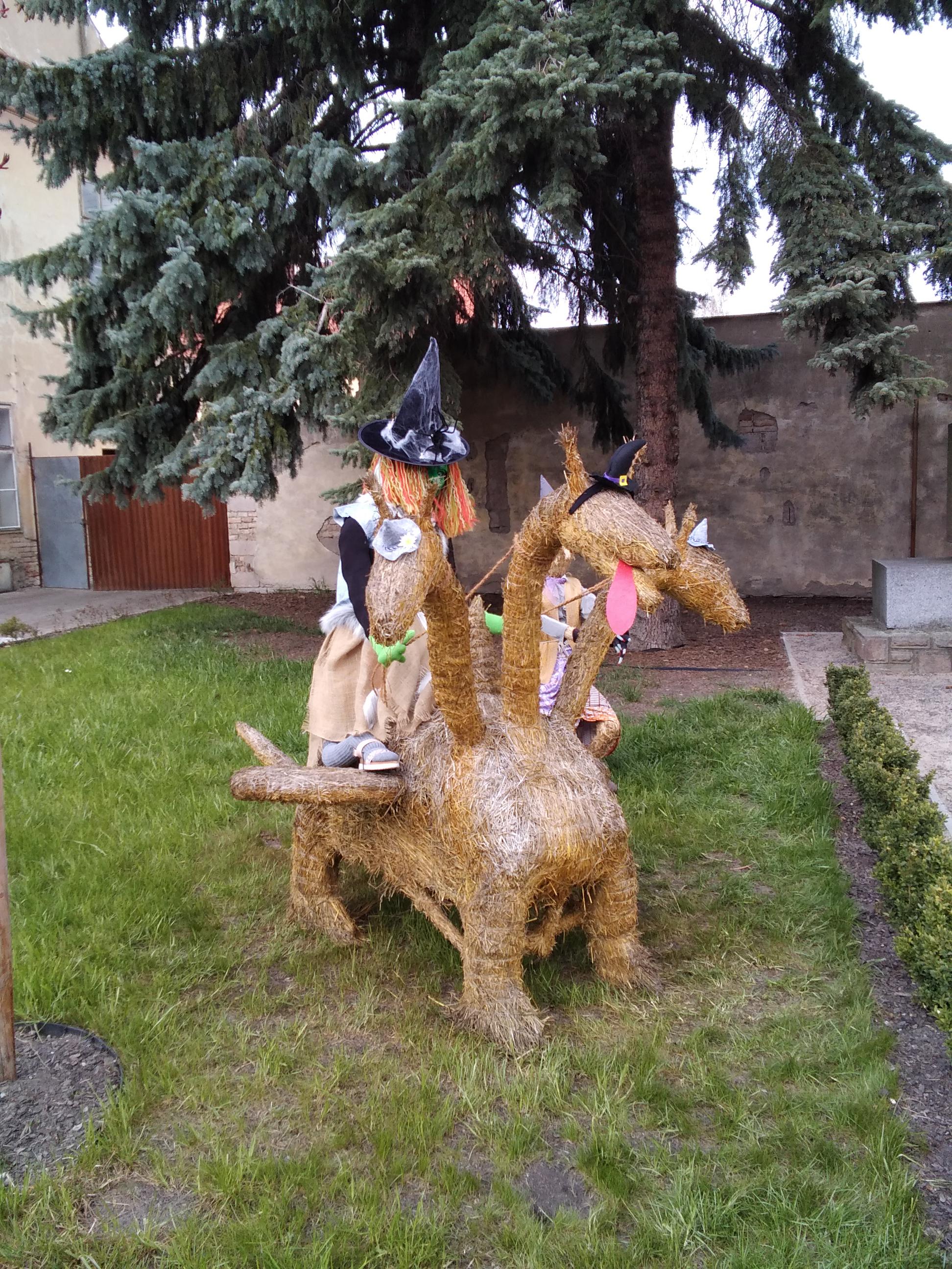 Doksany - obecní úřad foto 5