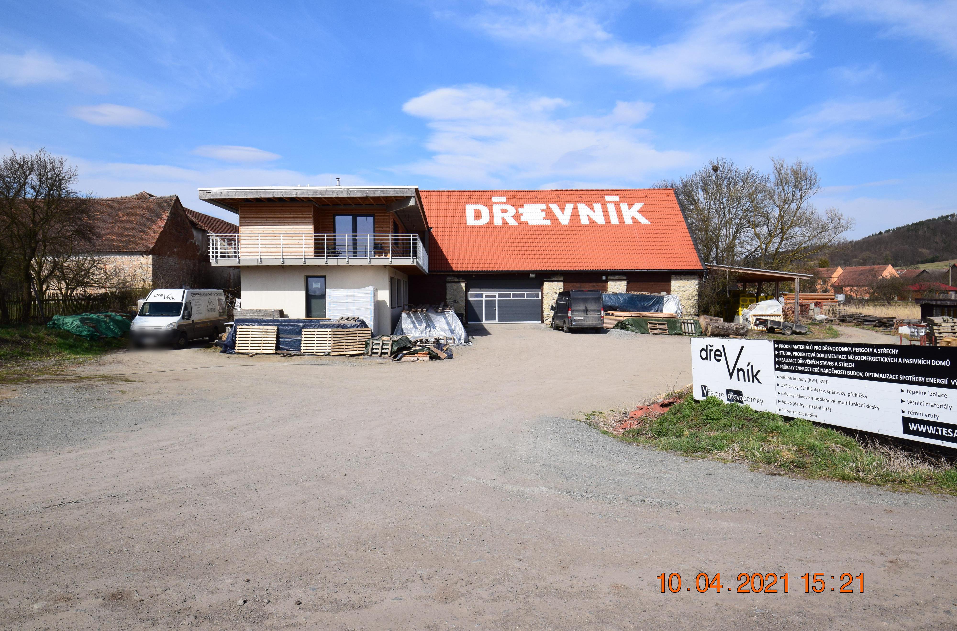 Dřevník