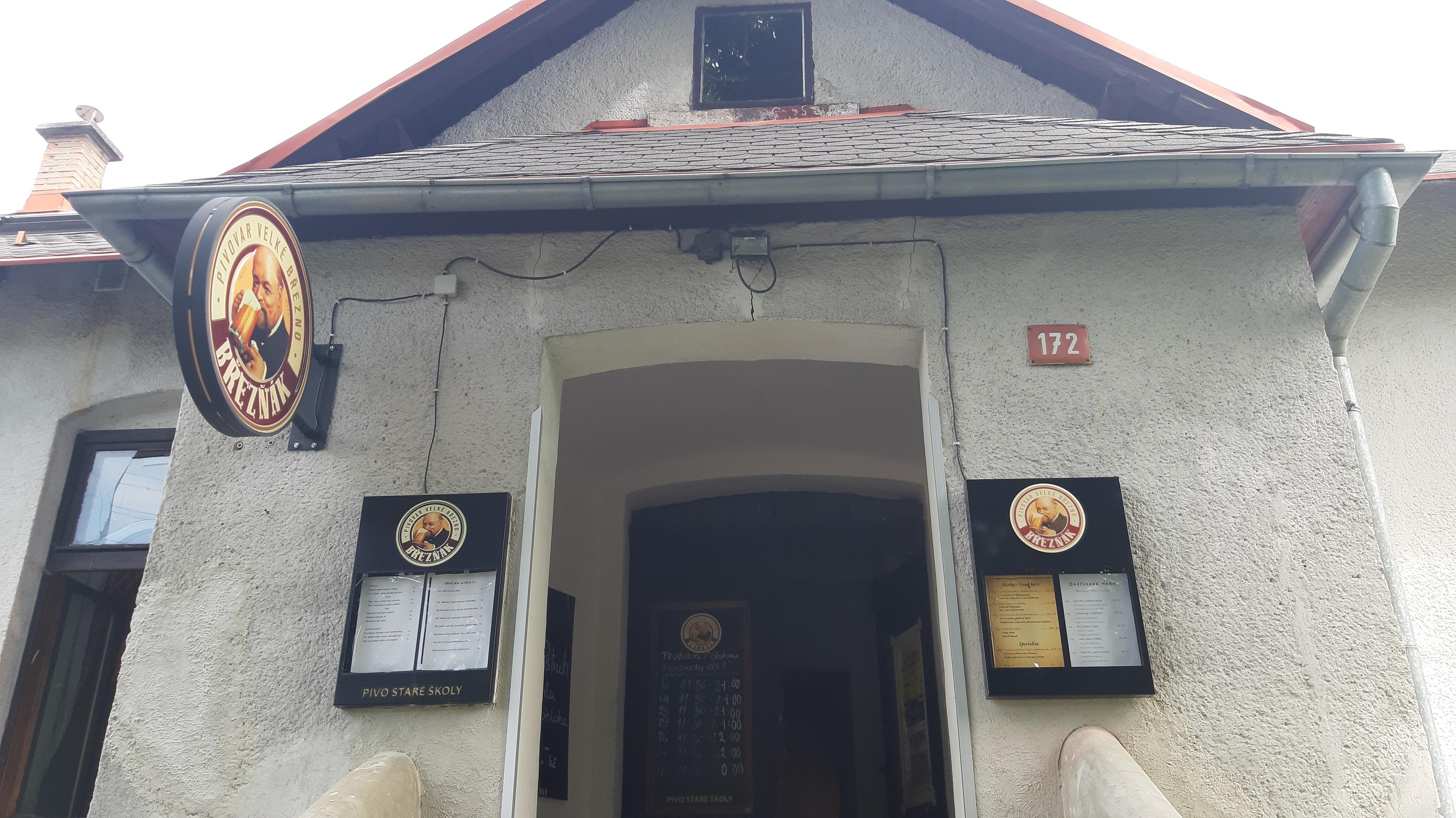 Hospoda ve Vrších foto 3