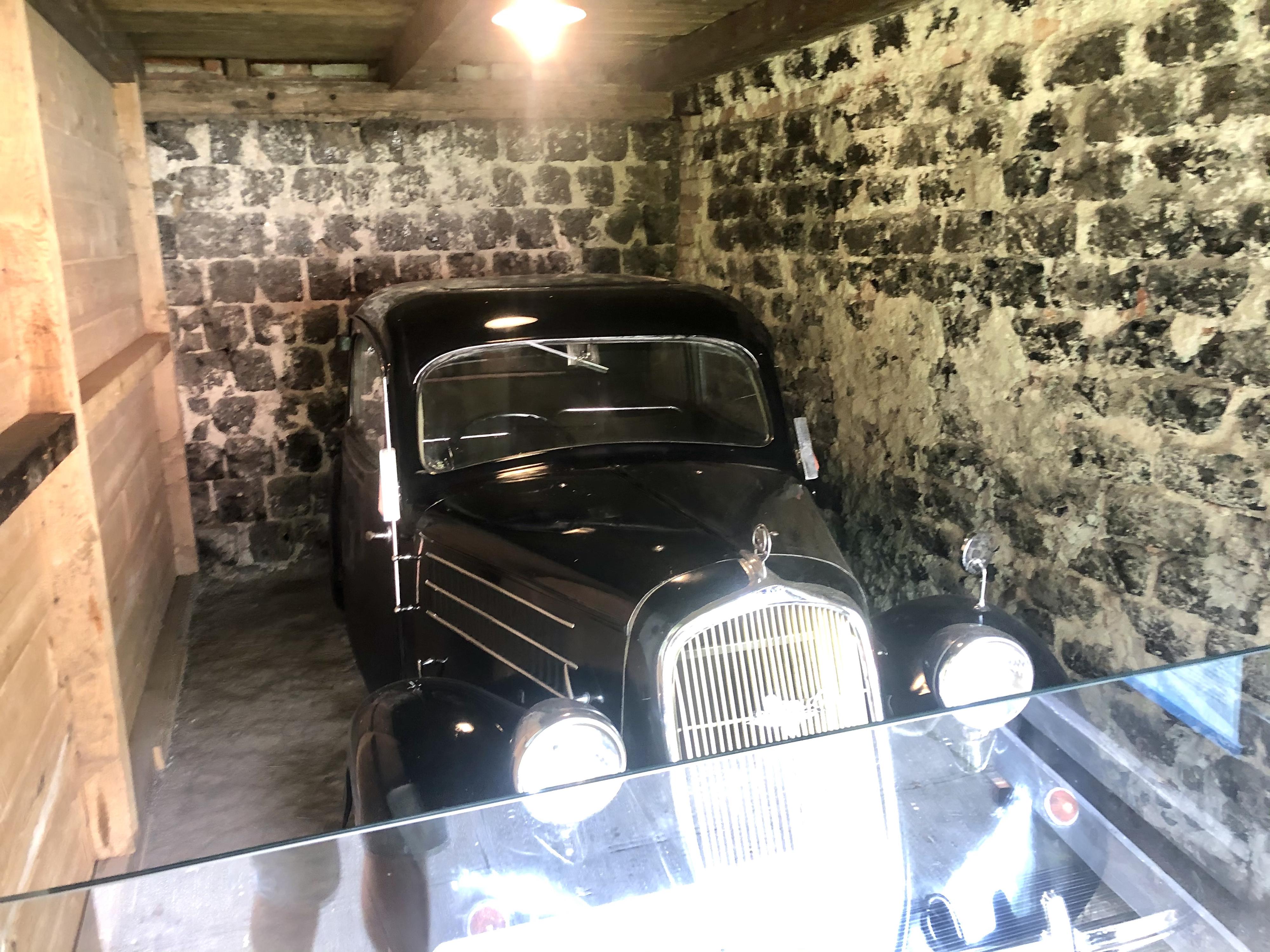 Památník Karla Čapka ve Staré Huti u Dobříše foto 6