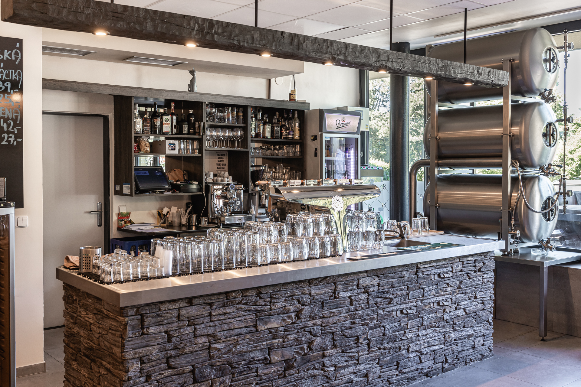 Restaurace tankovna Modrá kočka