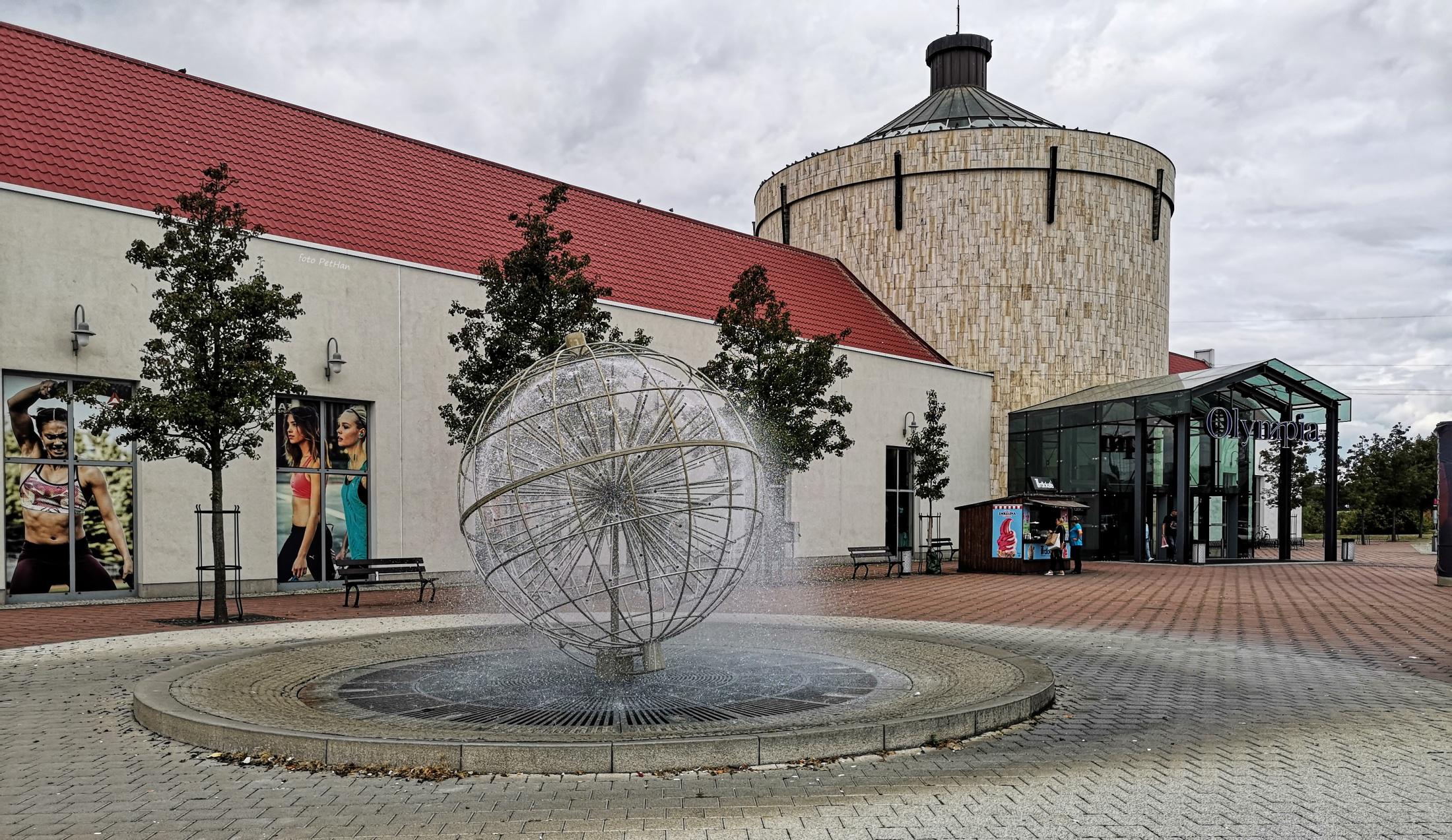 Obchodní centrum Olympia Olomouc foto 6