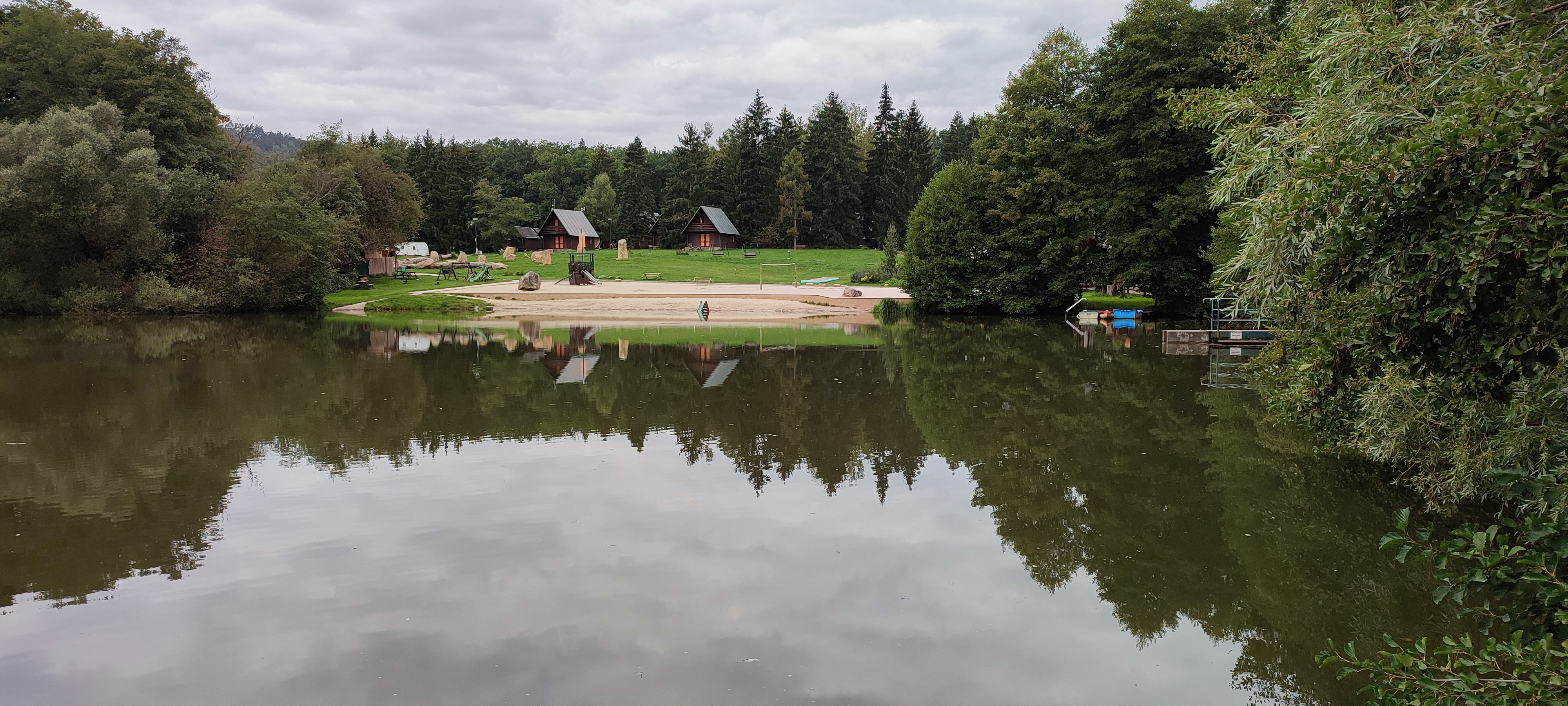 Přírodní koupaliště Bažantník foto 4