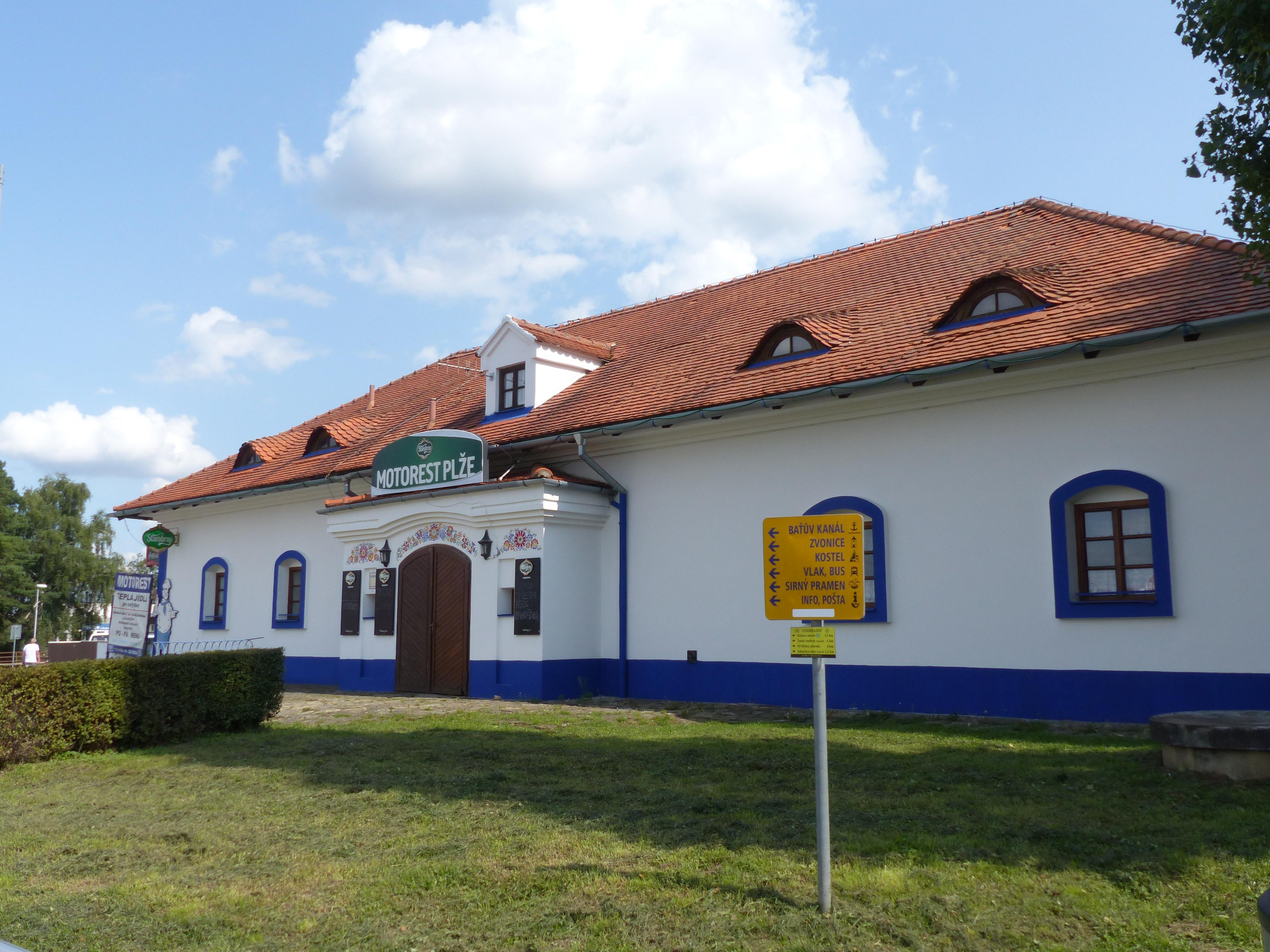 Motorest Petrov Plže