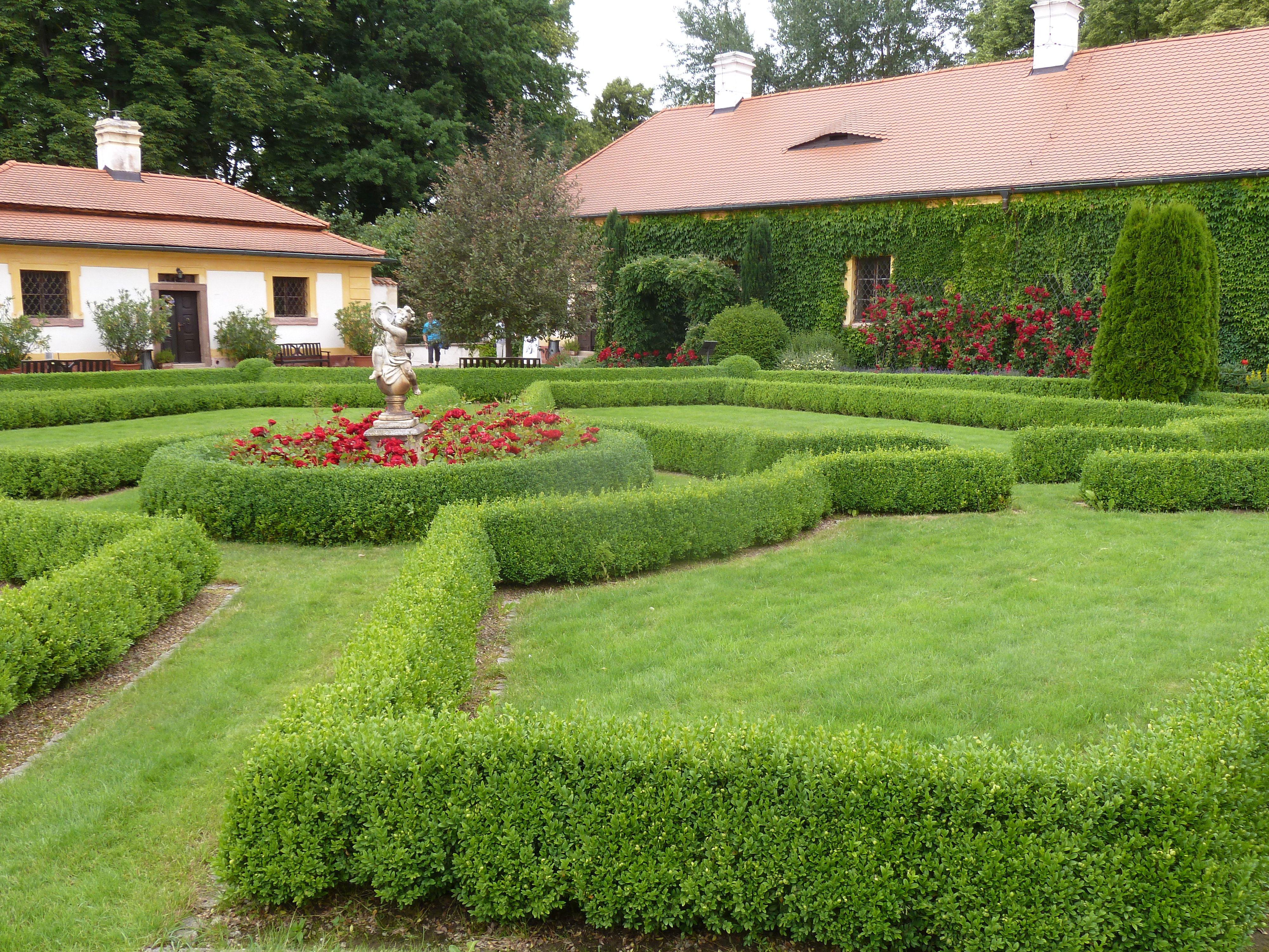 Zámek Jemniště - ubytování foto 4