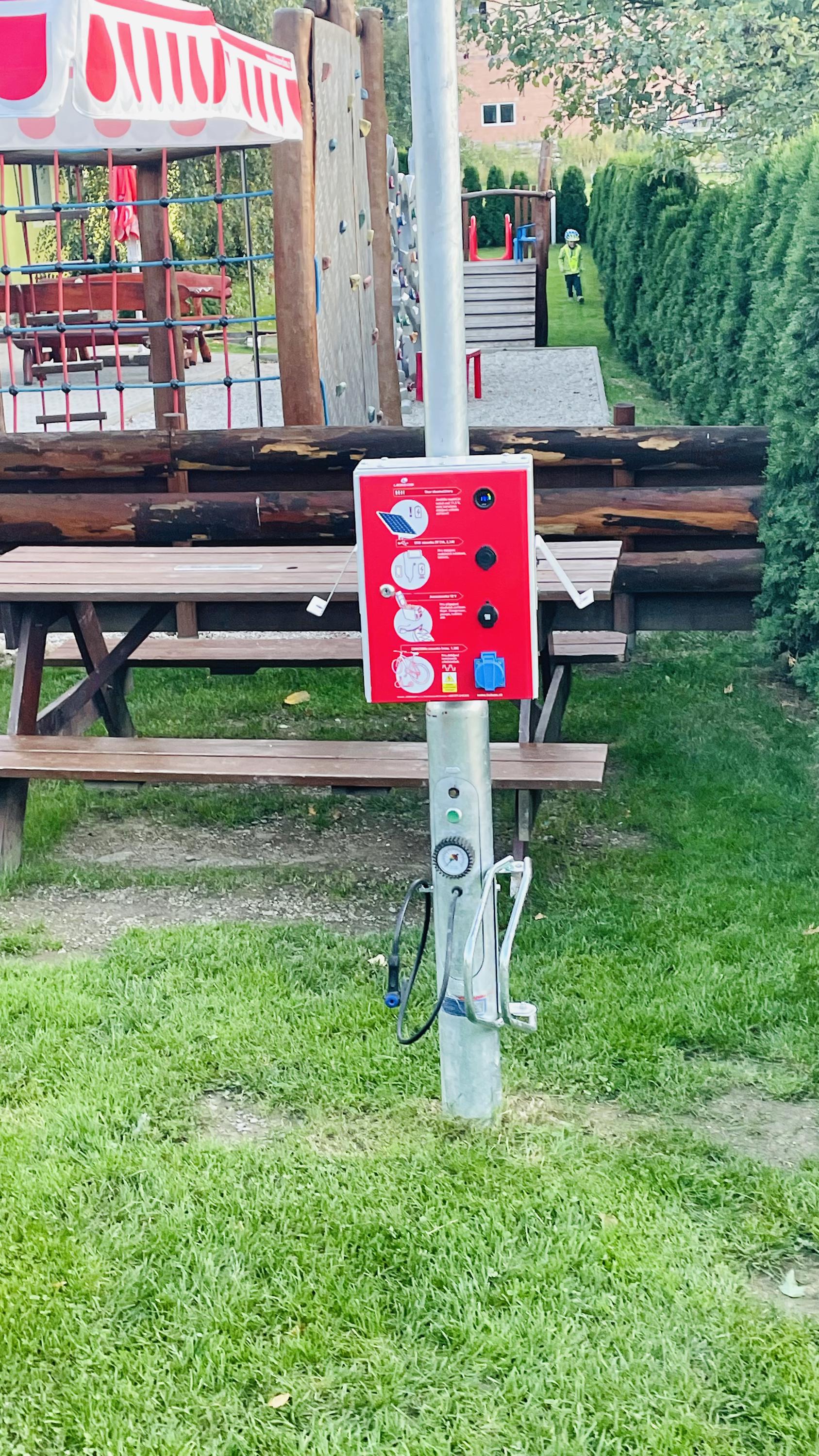 Nabíjecí stanice pro elektrokola MINI SPOT foto 2